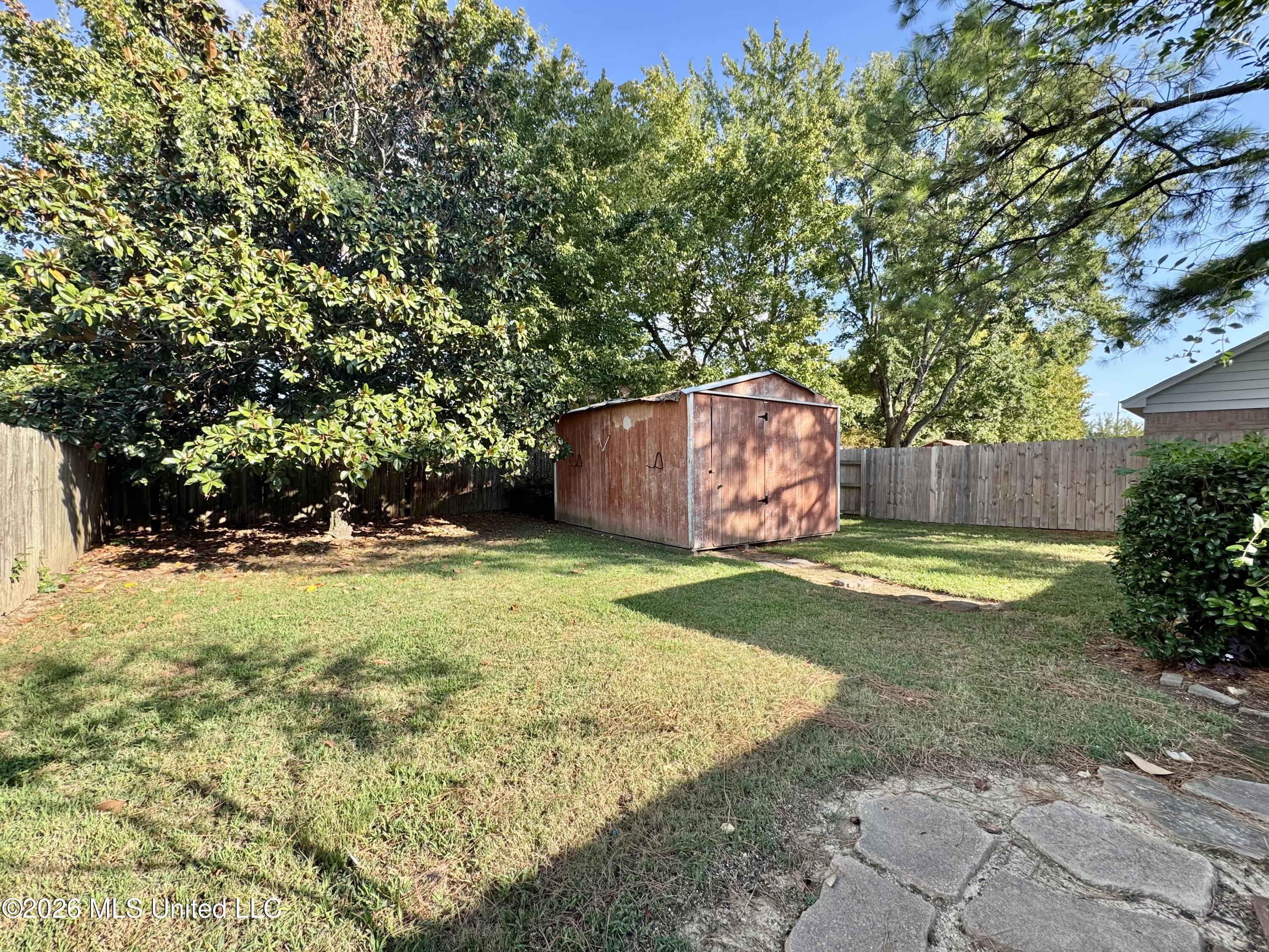 7020 Tudor Lane Property Photo 18