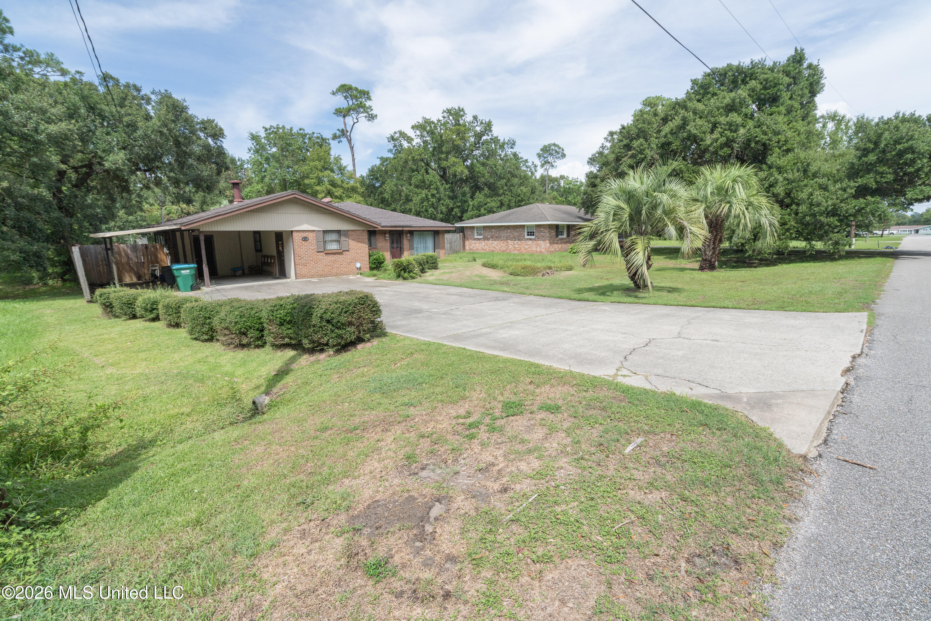 24 45th Street Property Photo 2