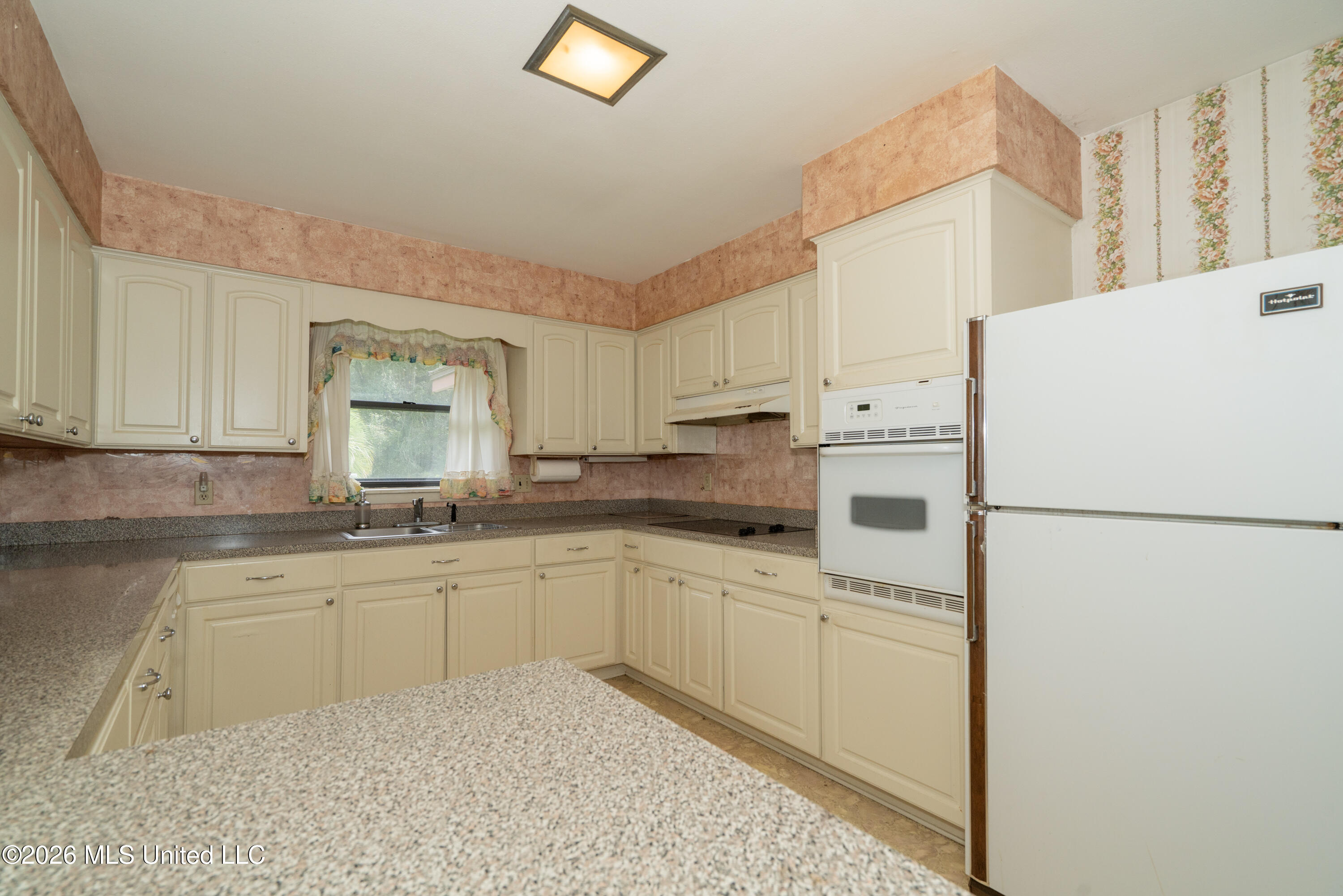 24 45th Street Property Photo 10