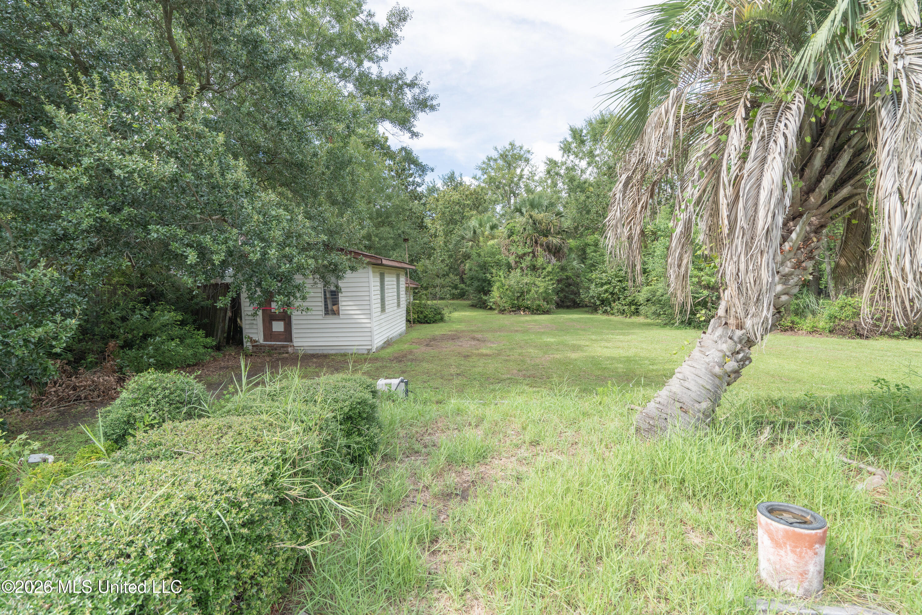 24 45th Street Property Photo 25