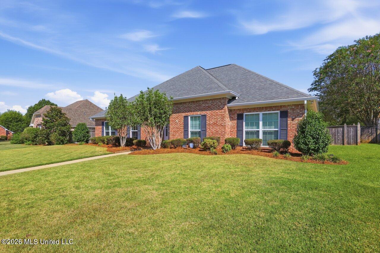 253 Belle Rose Circle Property Photo 2