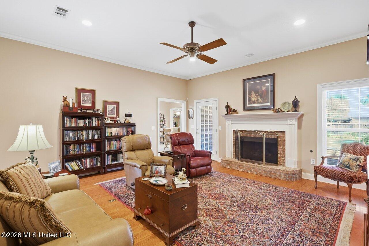 253 Belle Rose Circle Property Photo 8
