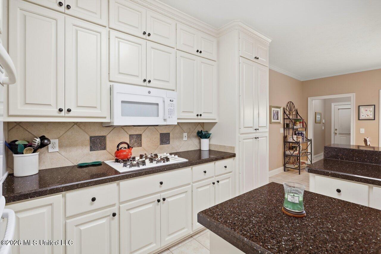 253 Belle Rose Circle Property Photo 12