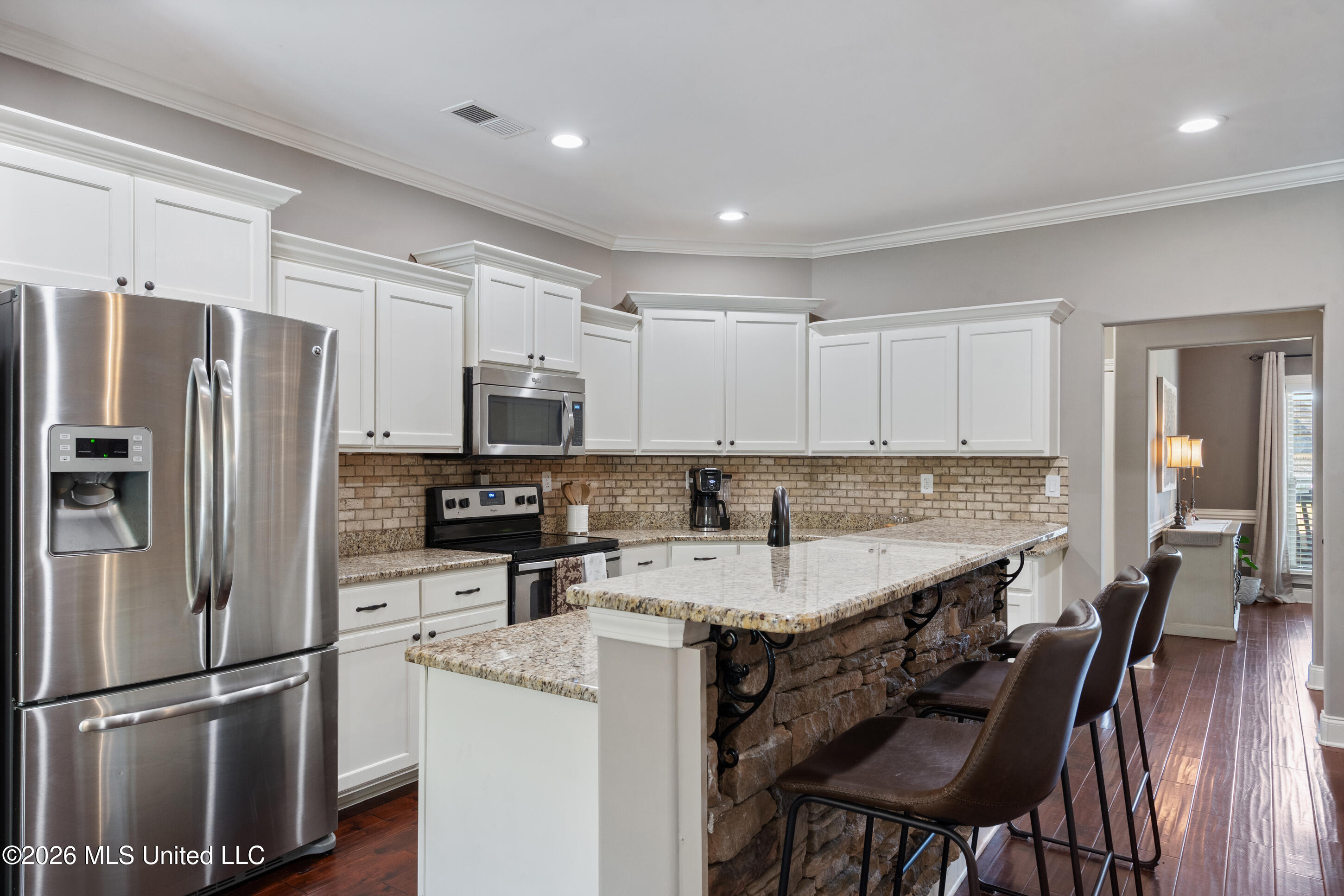 4558 Bakersfield Drive Property Photo 16