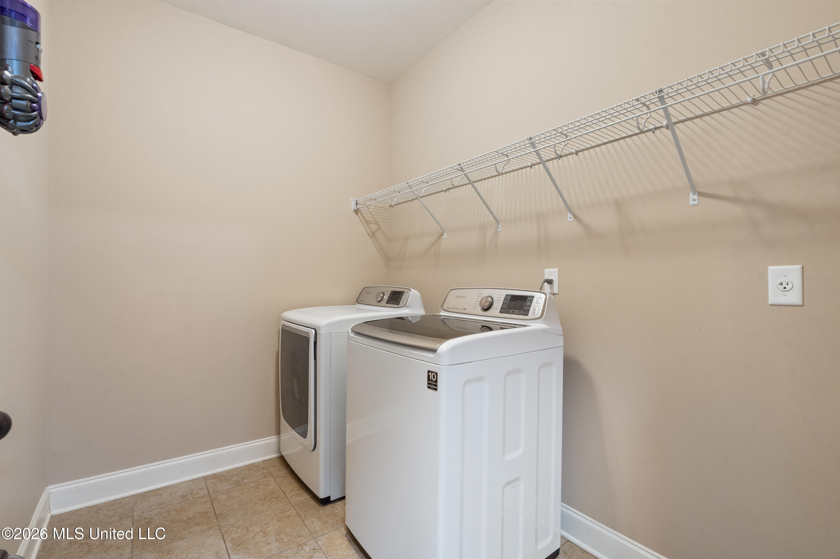 4558 Bakersfield Drive Property Photo 20