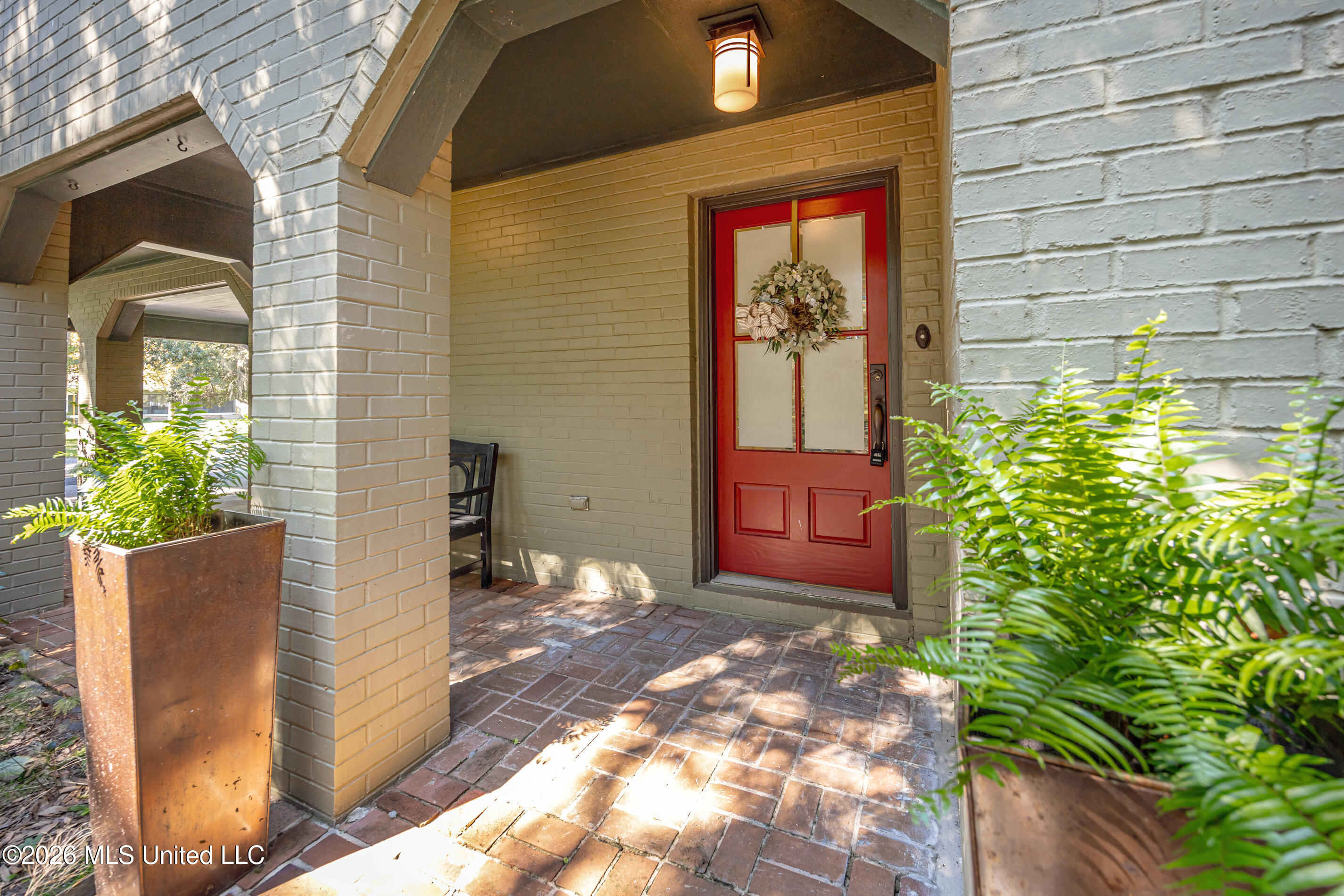 611 Lakeview Drive Property Photo 11
