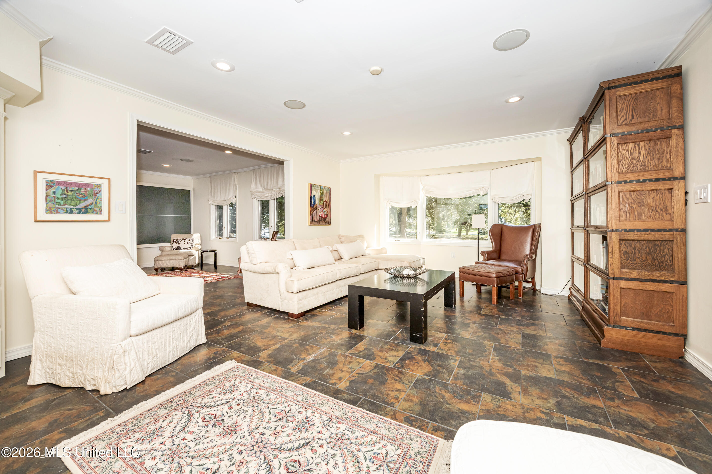 611 Lakeview Drive Property Photo 19