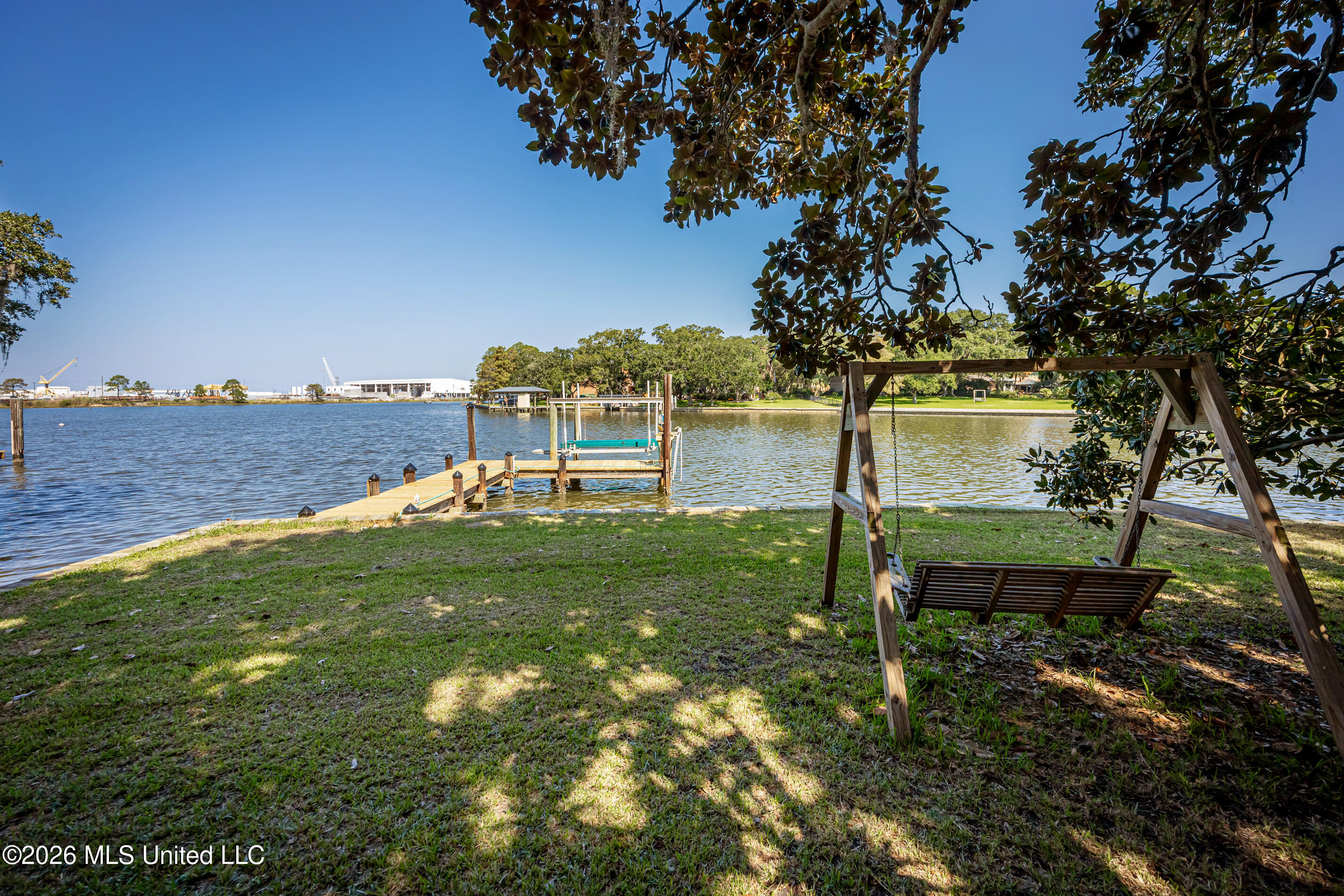 611 Lakeview Drive Property Photo 86