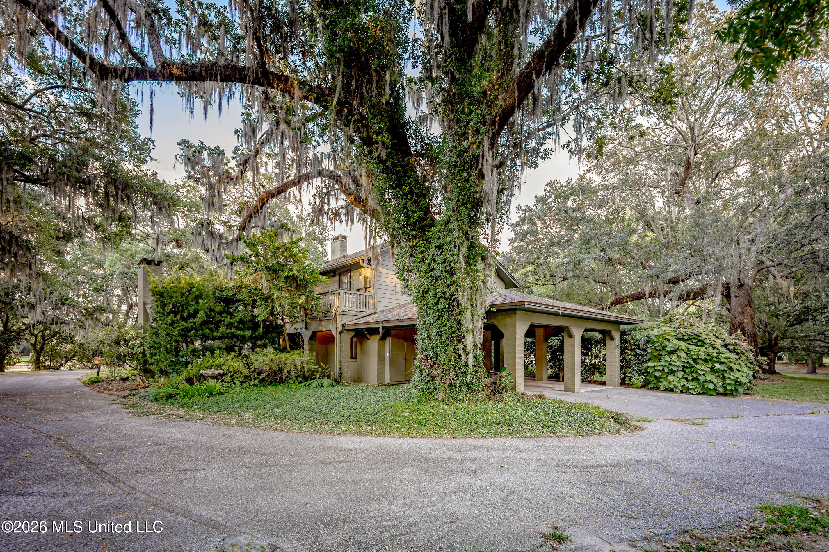 611 Lakeview Drive Property Photo 125