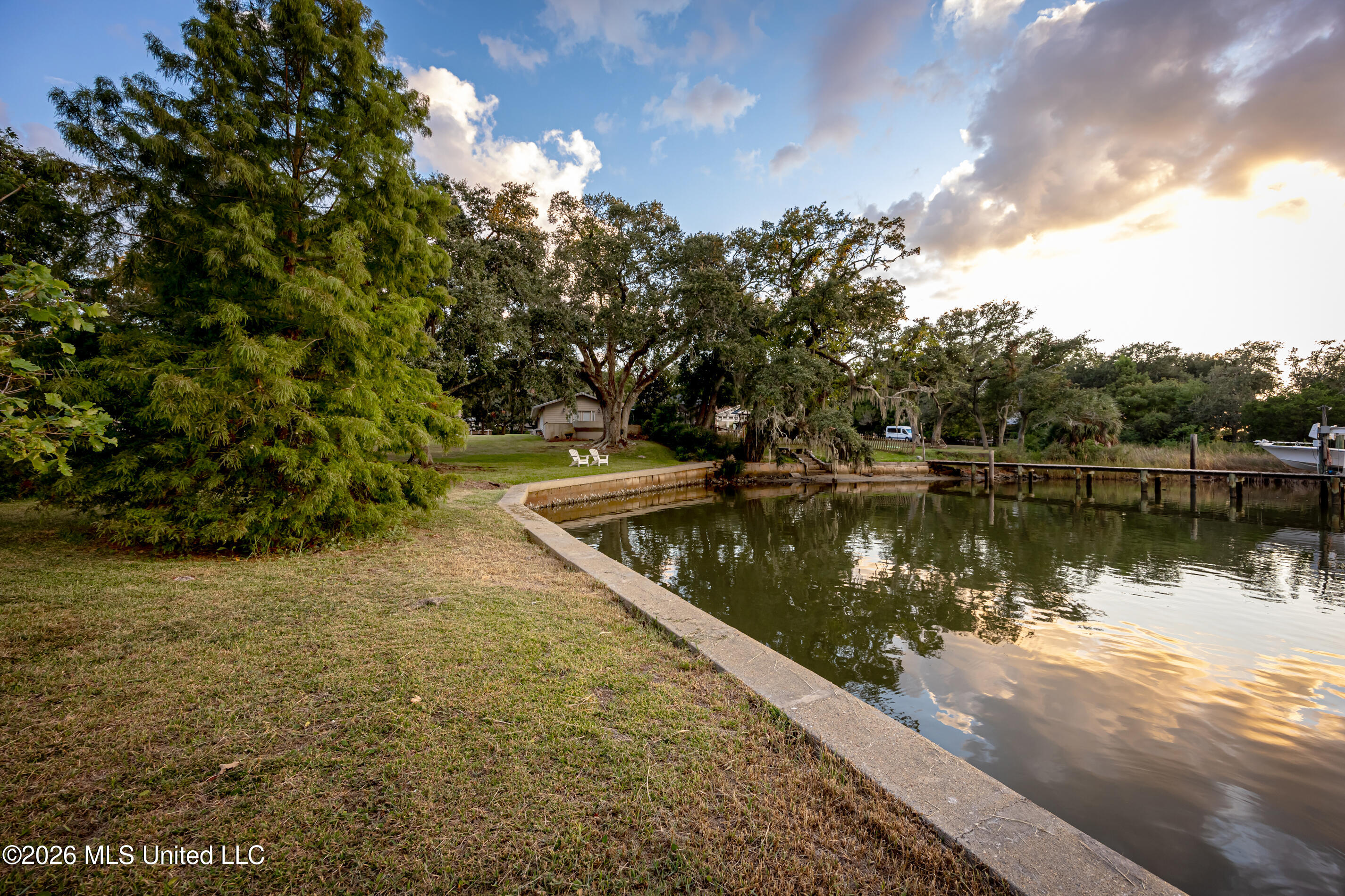 611 Lakeview Drive Property Photo 166