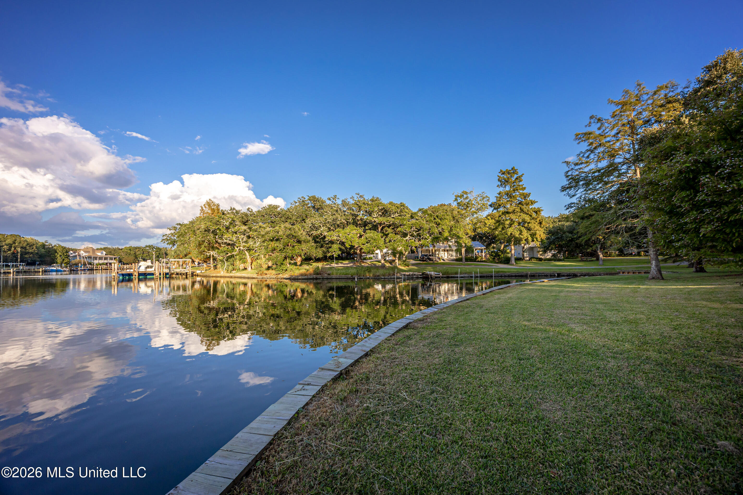 611 Lakeview Drive Property Photo 177