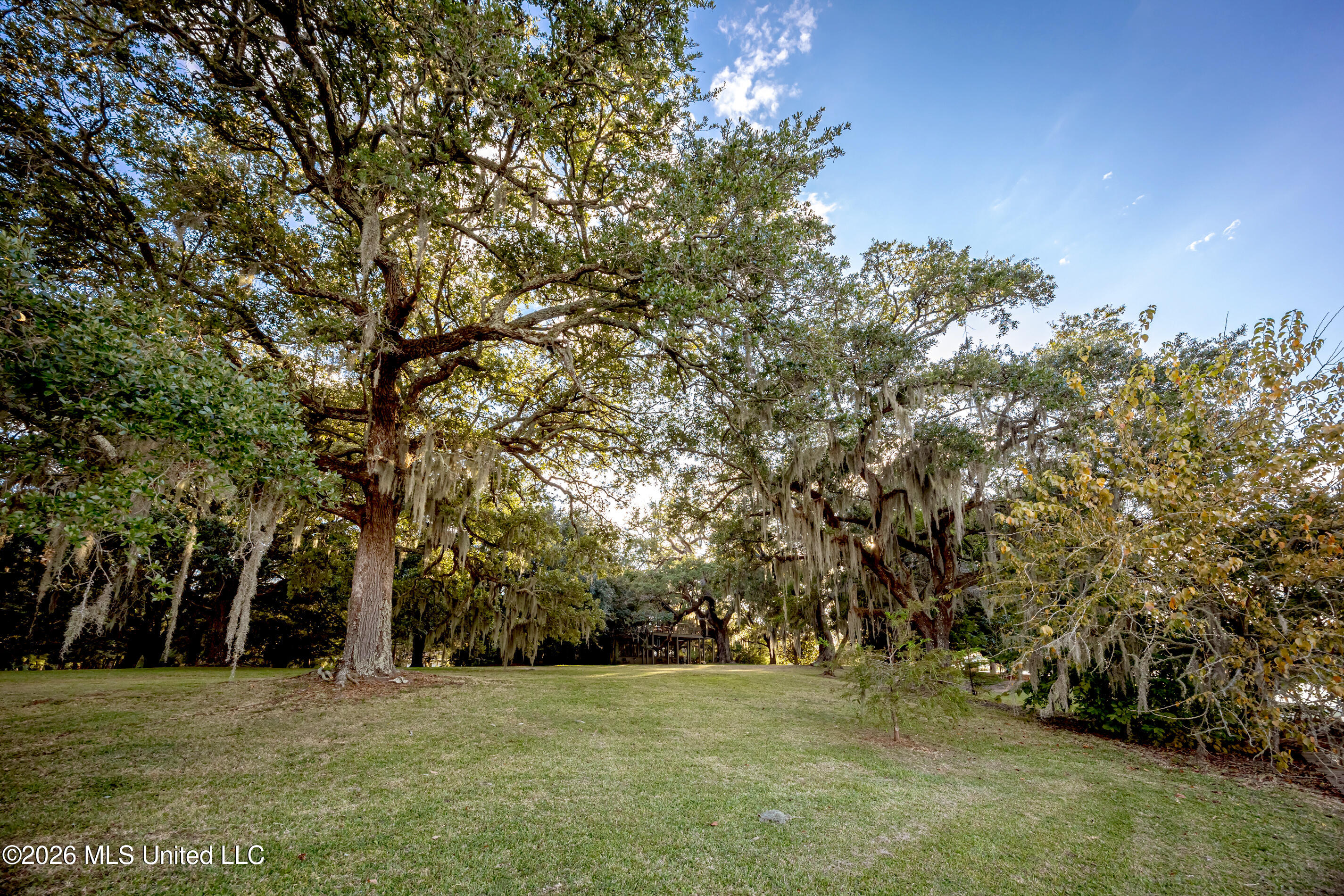 611 Lakeview Drive Property Photo 178