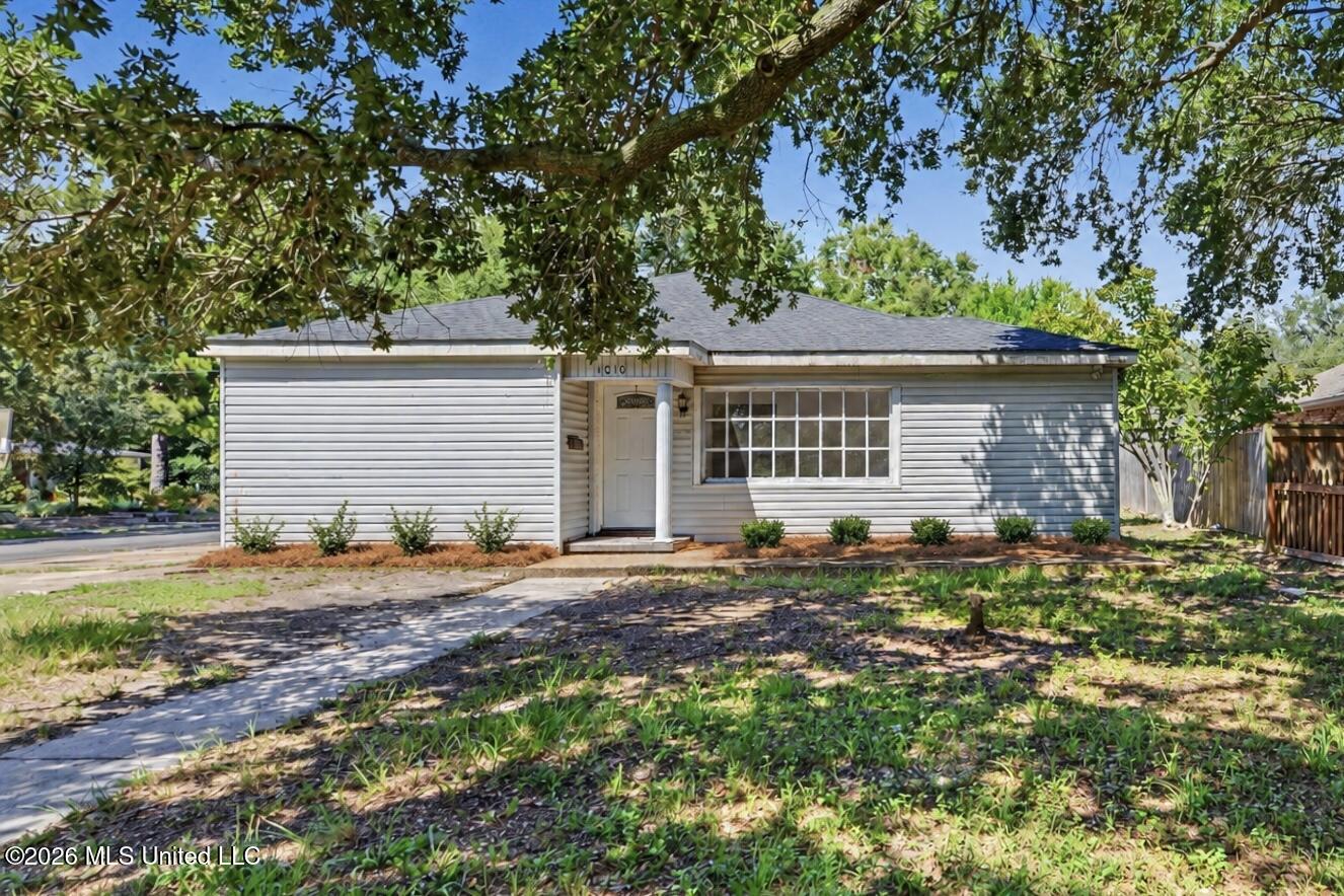 1010 Wanda Place