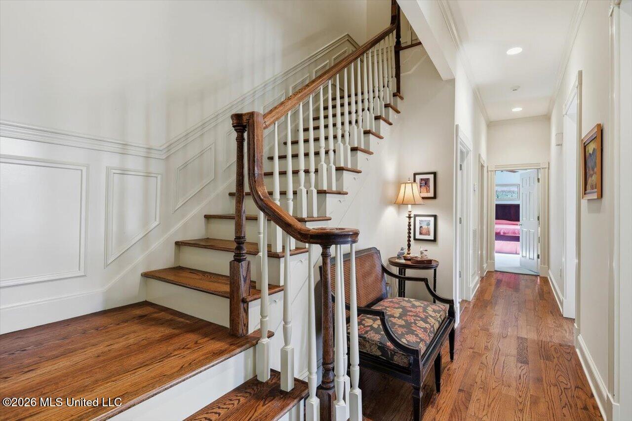 206 Persimmon Hill Property Photo 18