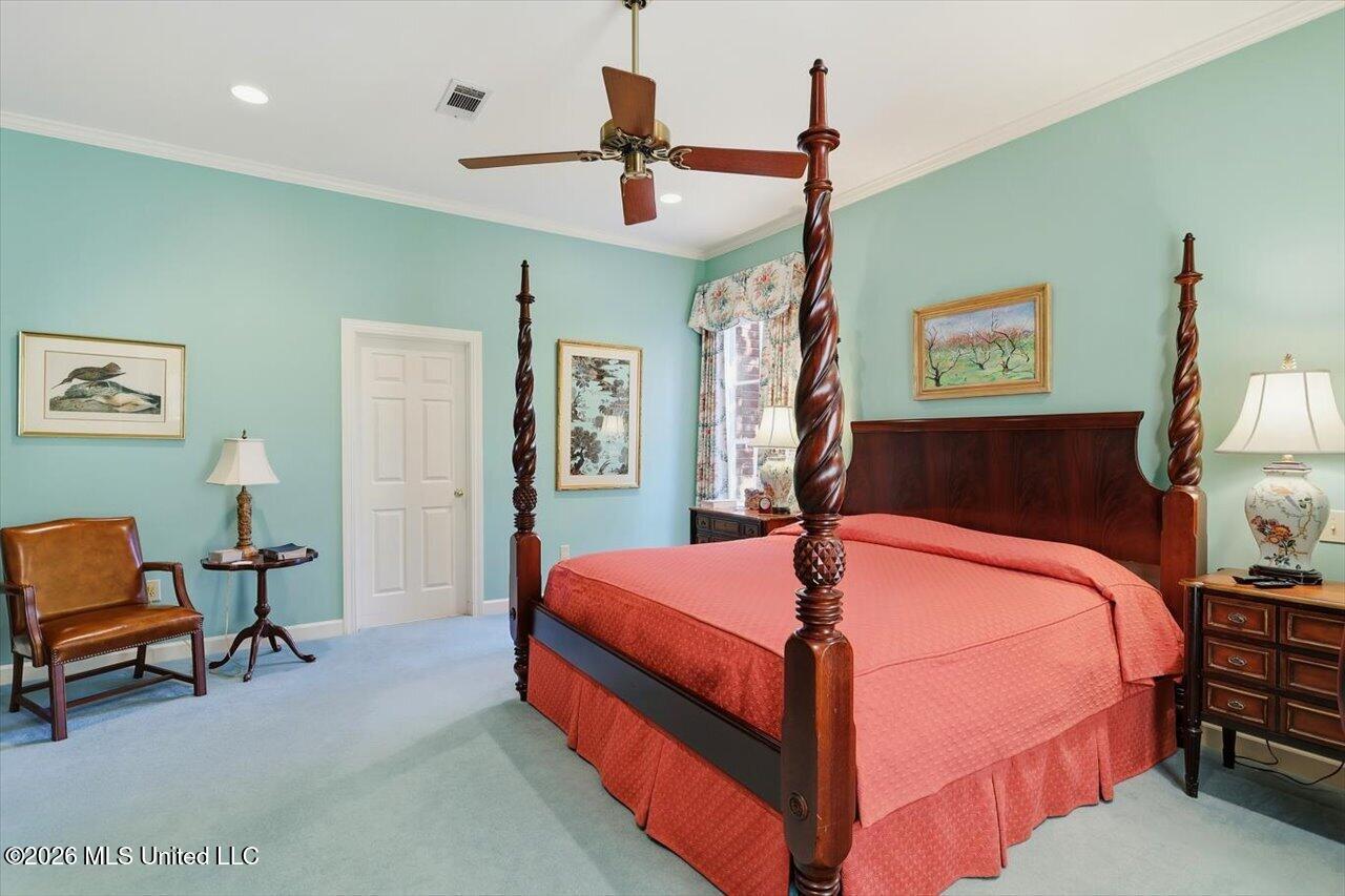 206 Persimmon Hill Property Photo 20