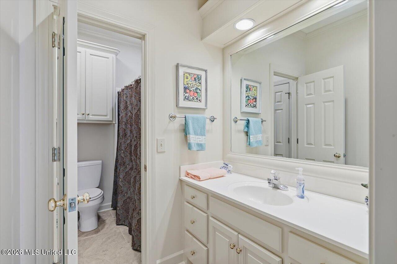 206 Persimmon Hill Property Photo 30