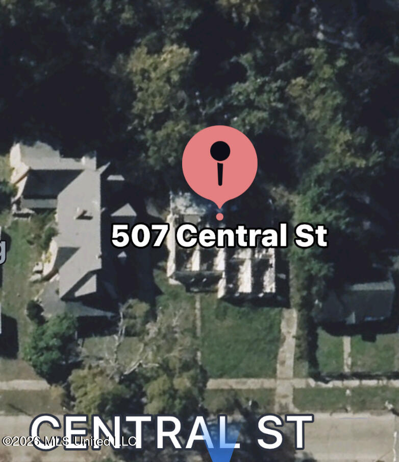 507 Central Street Property Photo 2