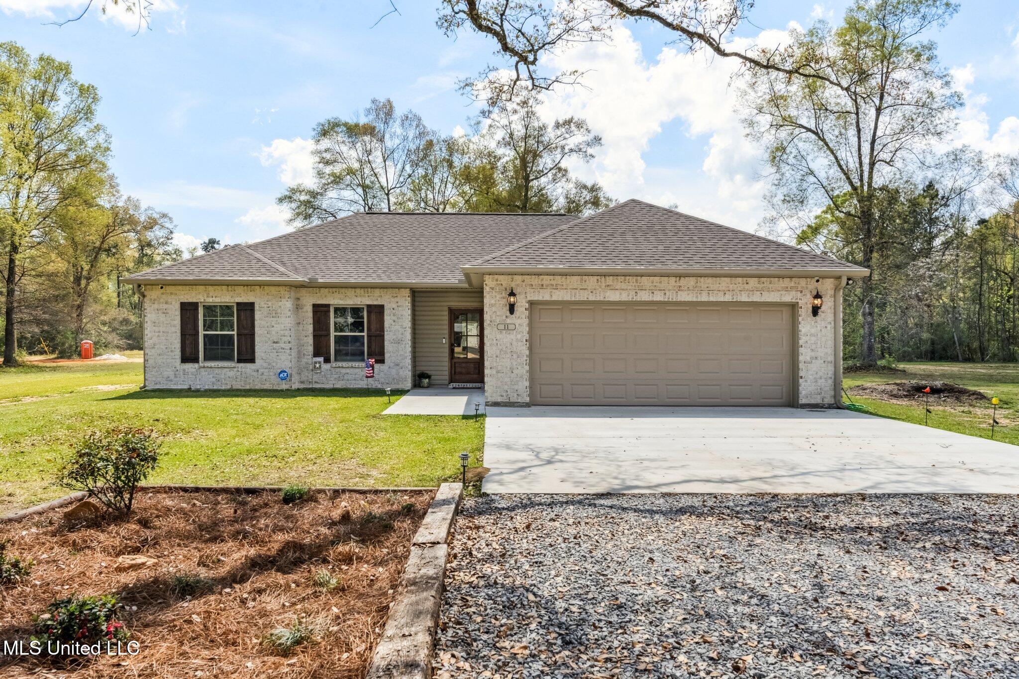 11 Hammock Road Property Photo 2