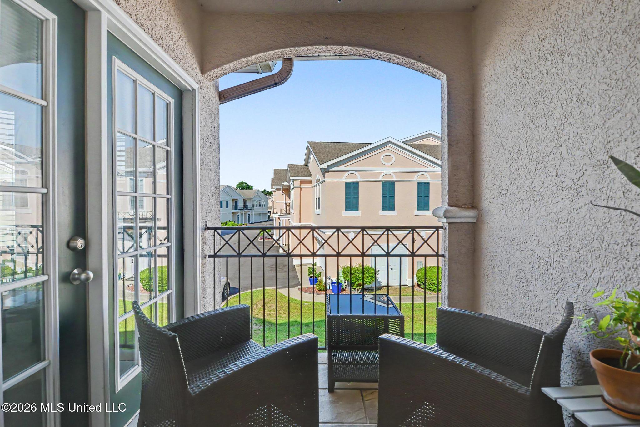 2252 Beach Drive Property Photo 15
