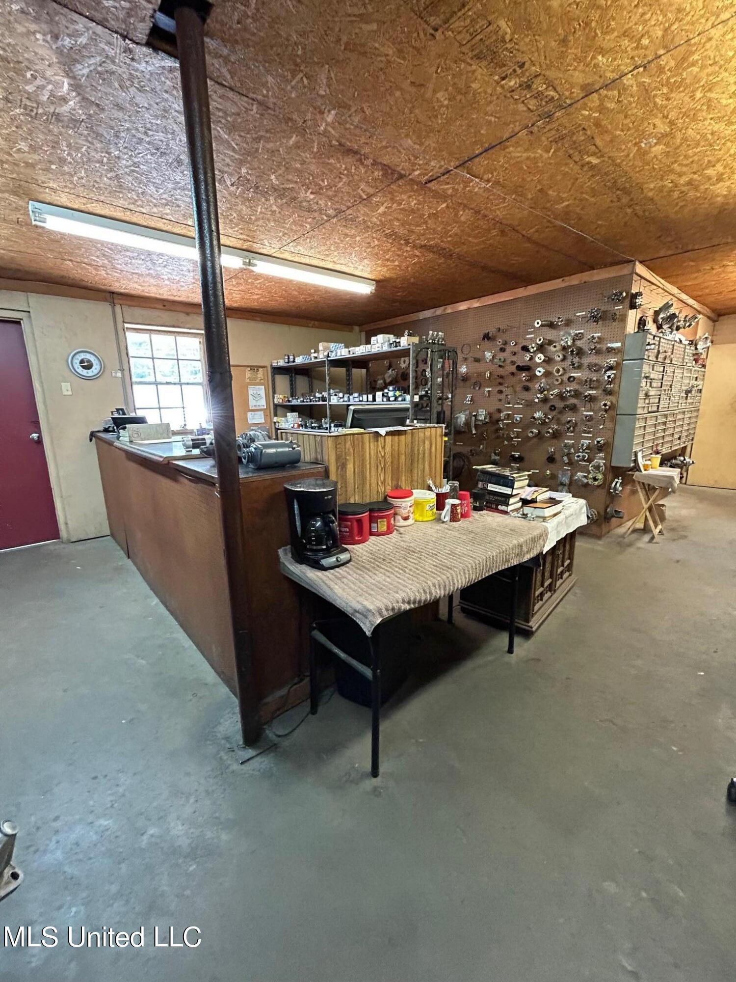403 Williams Street Property Photo 12