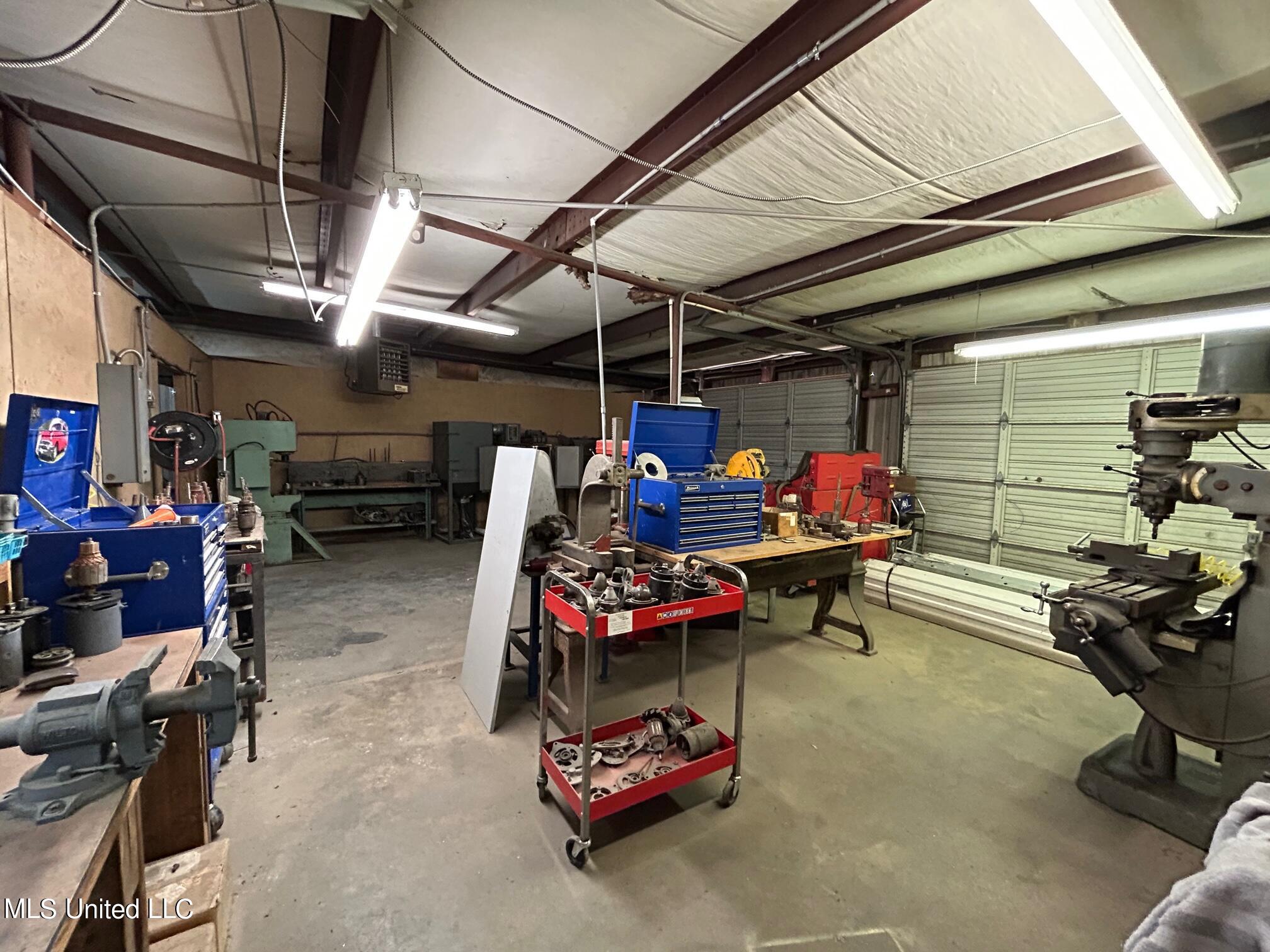403 Williams Street Property Photo 15