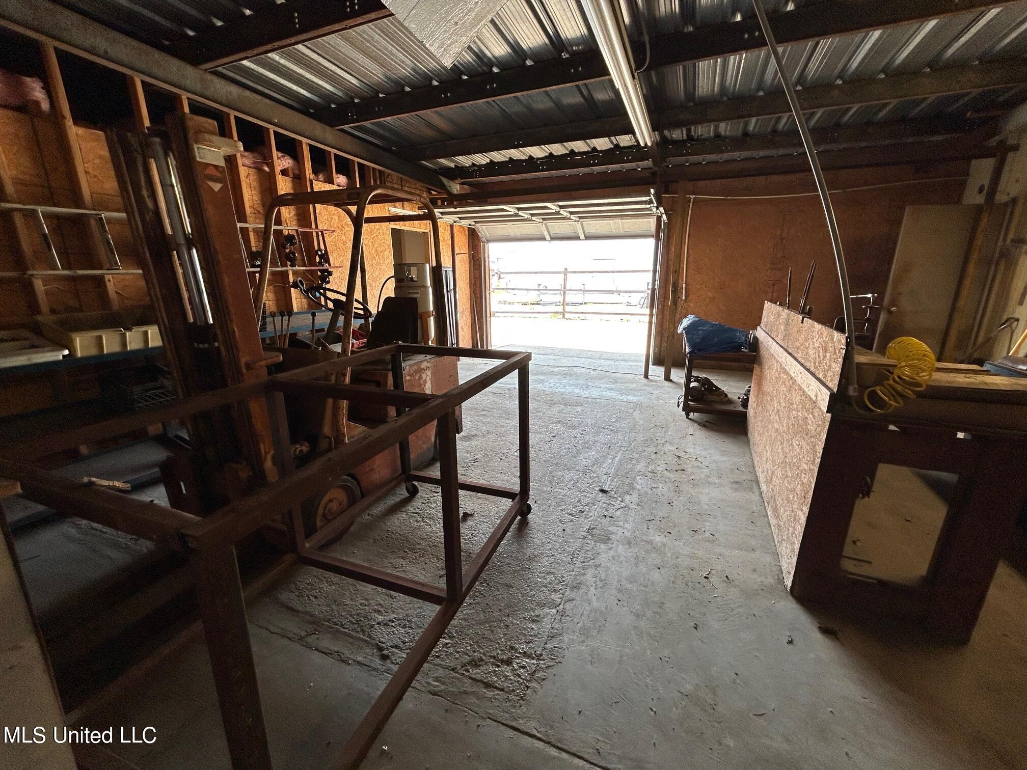 403 Williams Street Property Photo 20