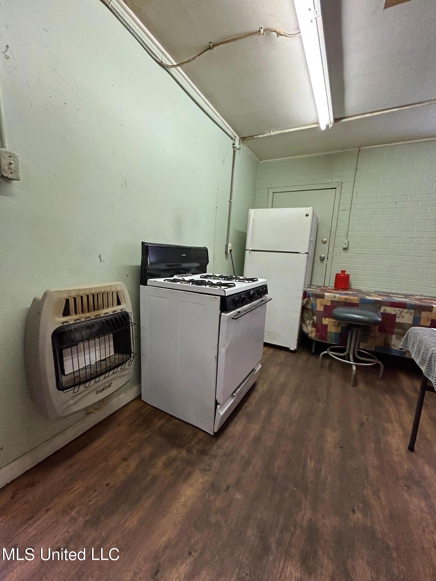 403 Williams Street Property Photo 26