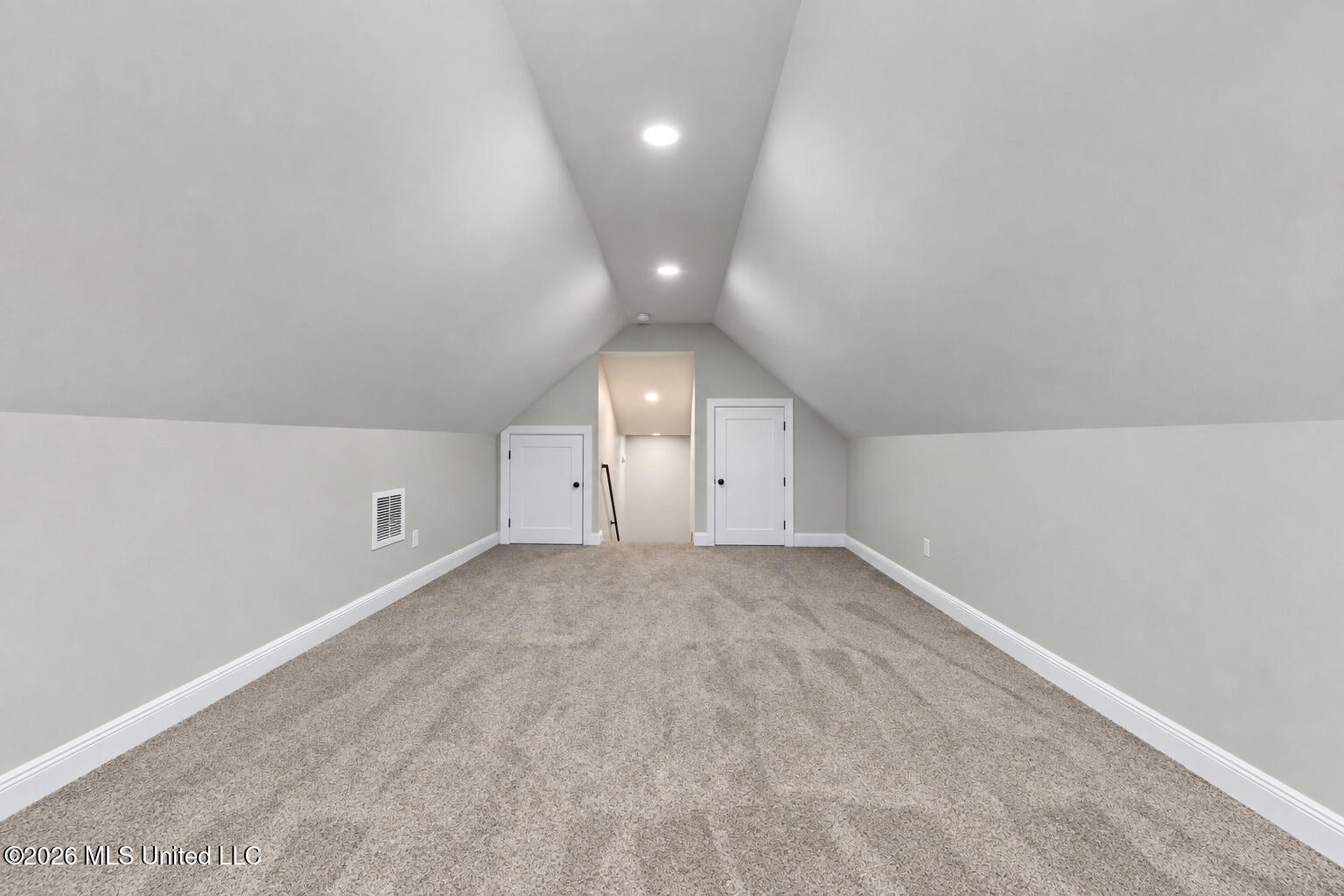 114 Tacoma Drive Property Photo 33