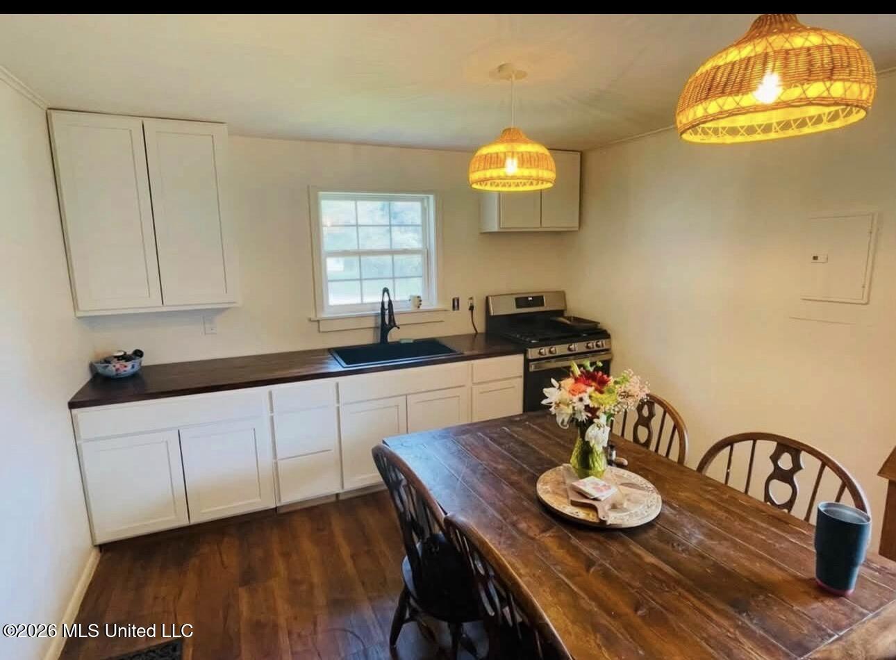 921 Dougherty Street Property Photo 5