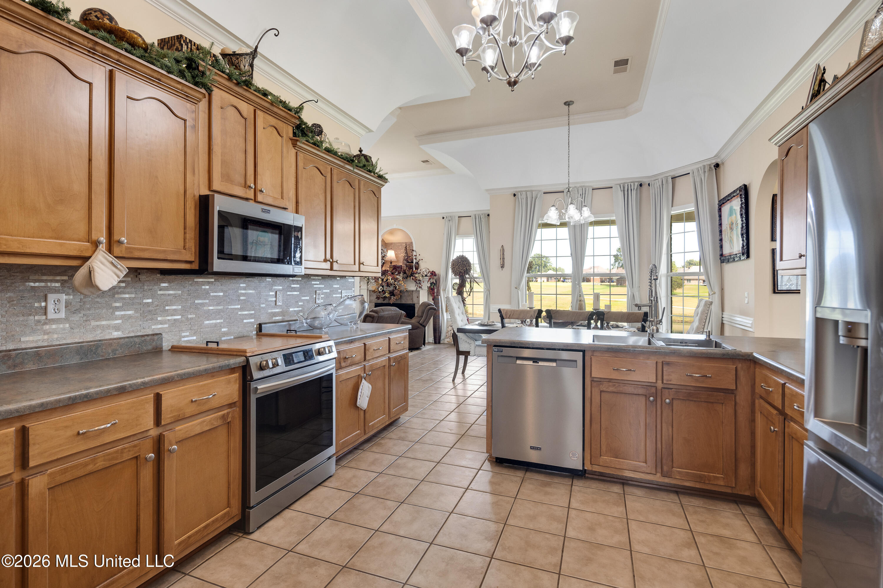 12868 Arbor Drive Property Photo 10