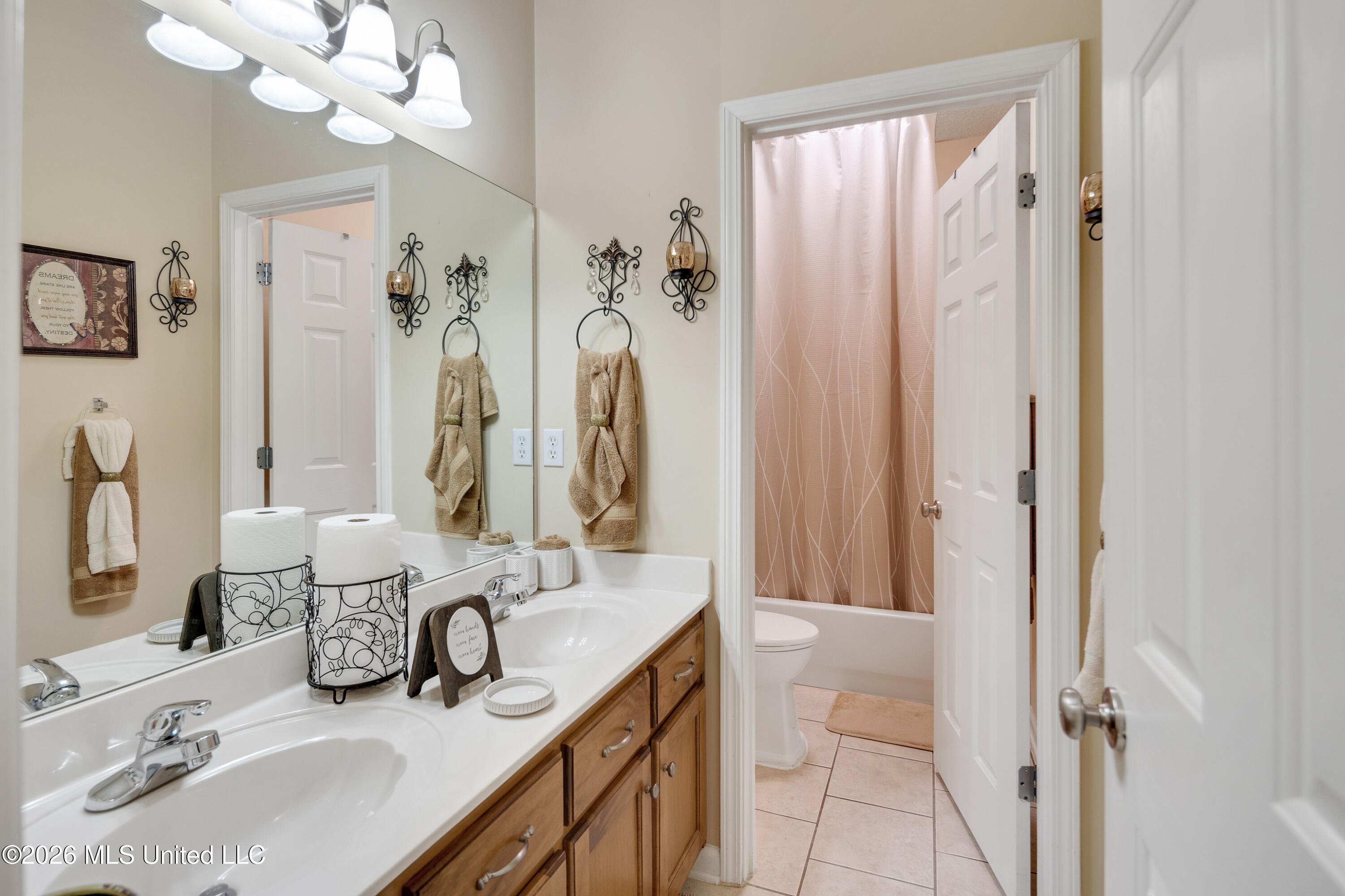 12868 Arbor Drive Property Photo 32