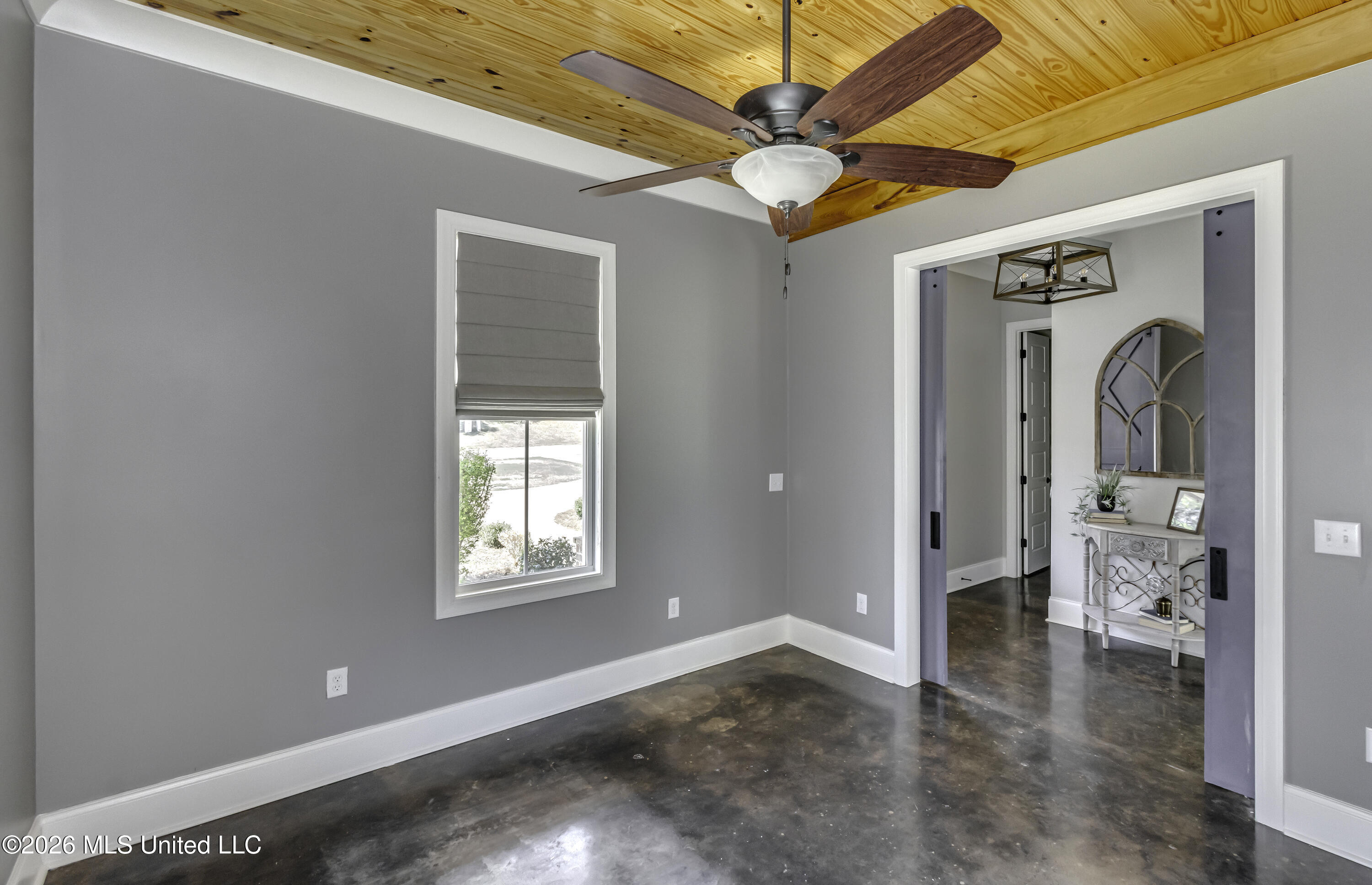 150 Pine Ridge Circle Property Photo 9