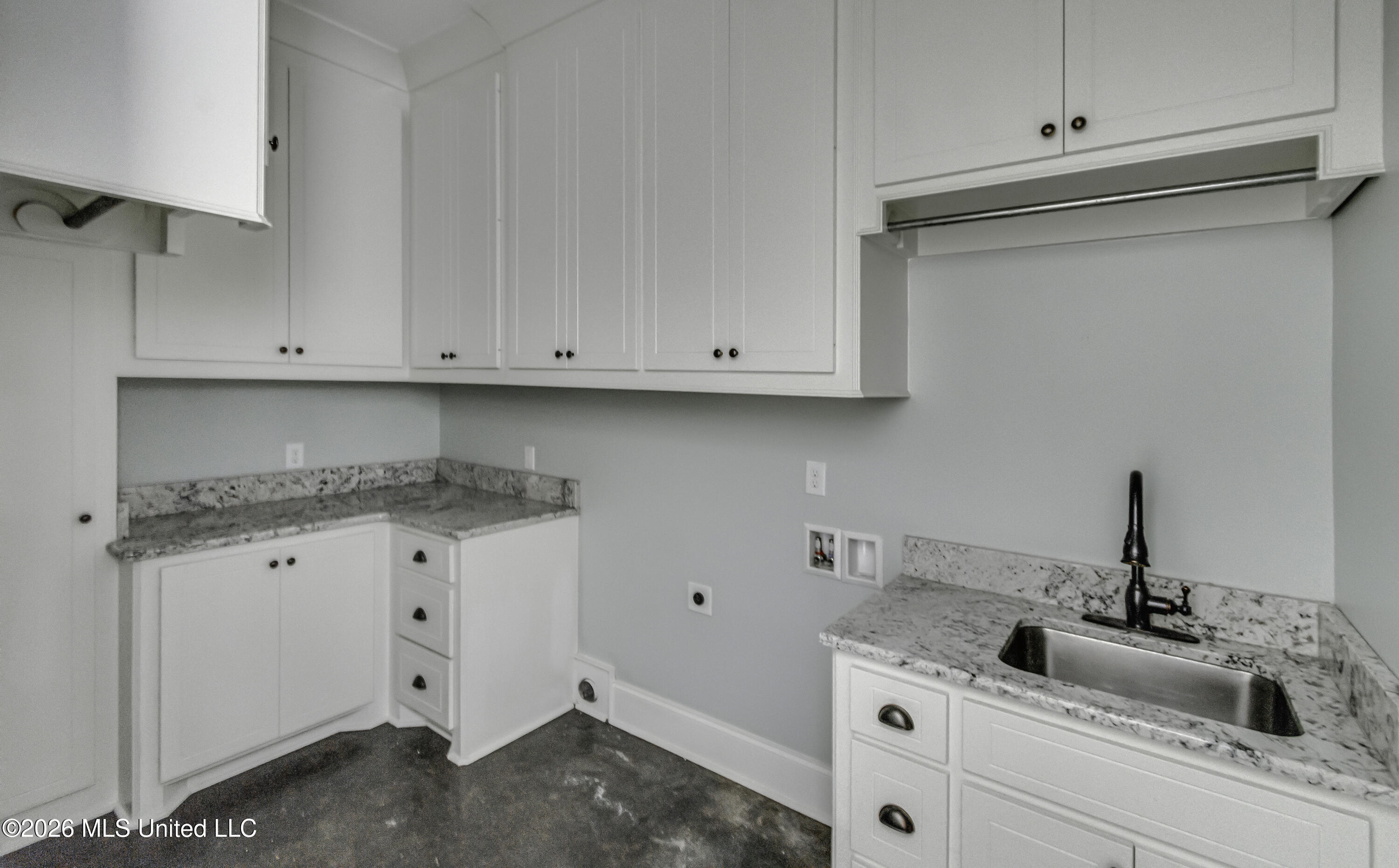150 Pine Ridge Circle Property Photo 32