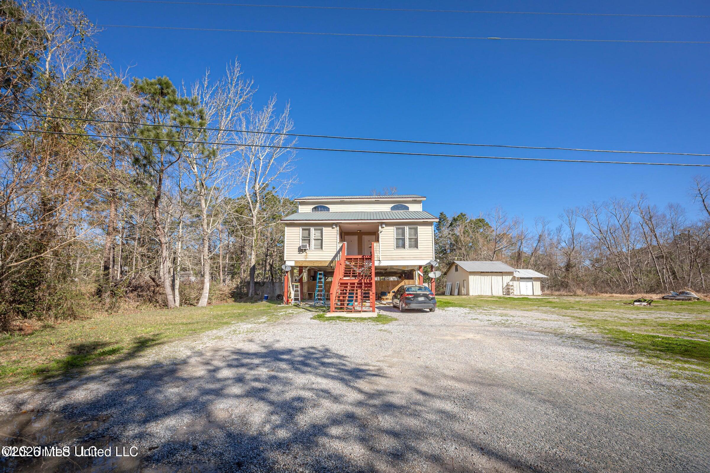 8704 Palm Avenue Property Photo 4