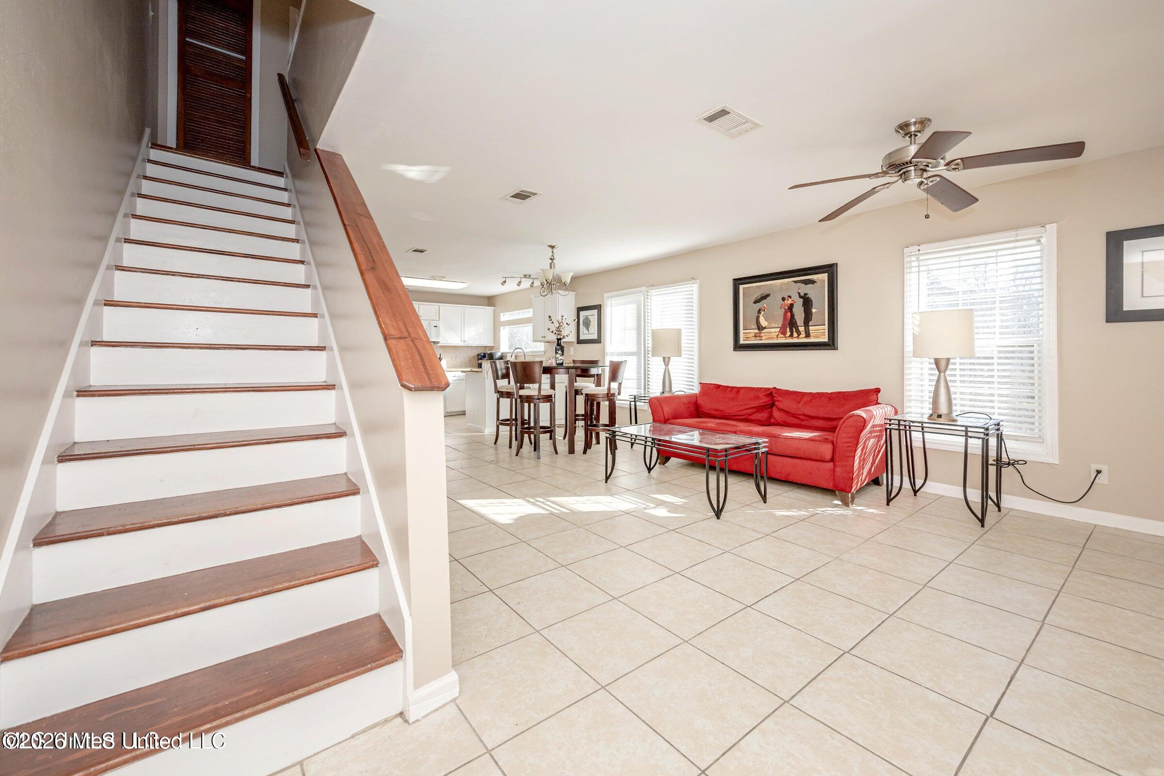 8704 Palm Avenue Property Photo 17