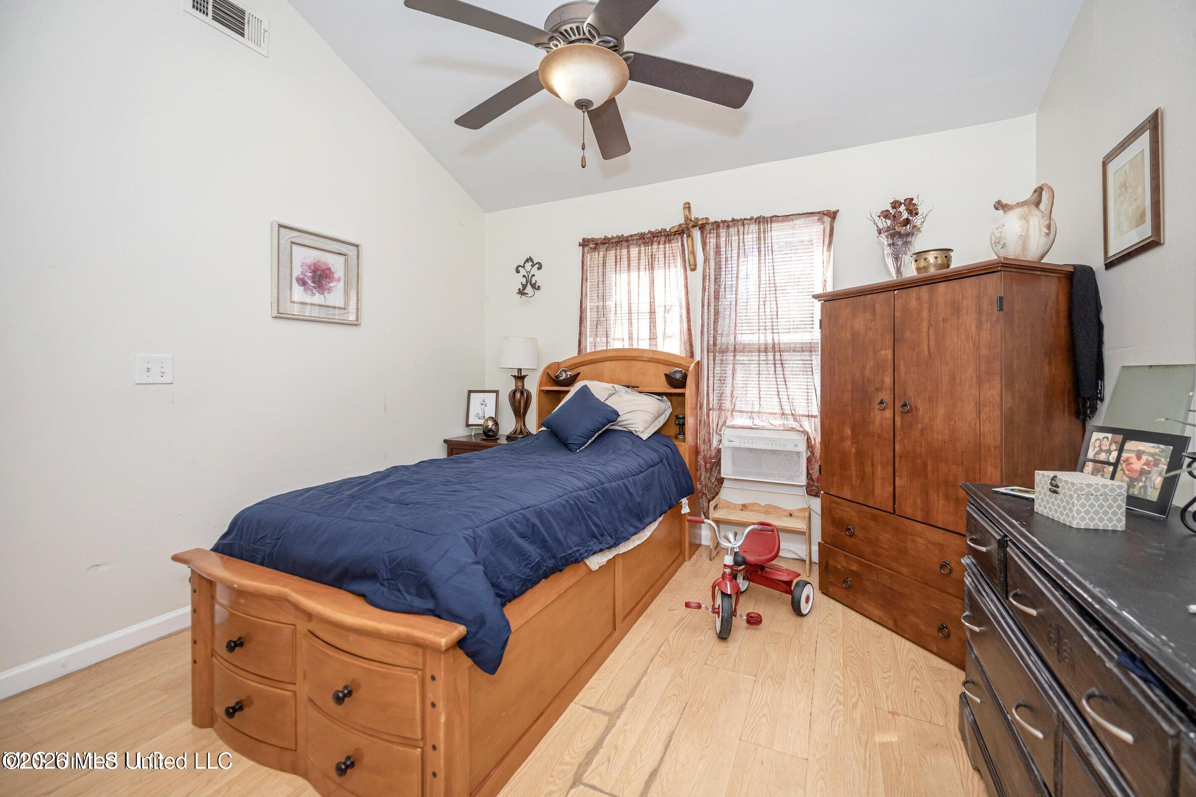 8704 Palm Avenue Property Photo 45