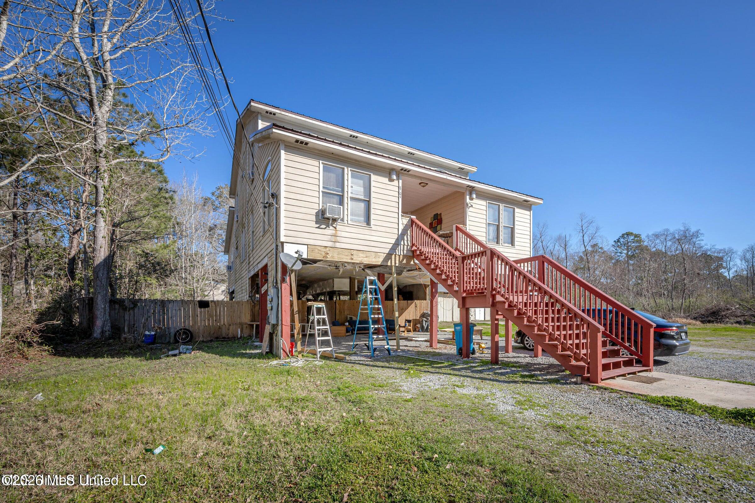 8704 Palm Avenue Property Photo 60
