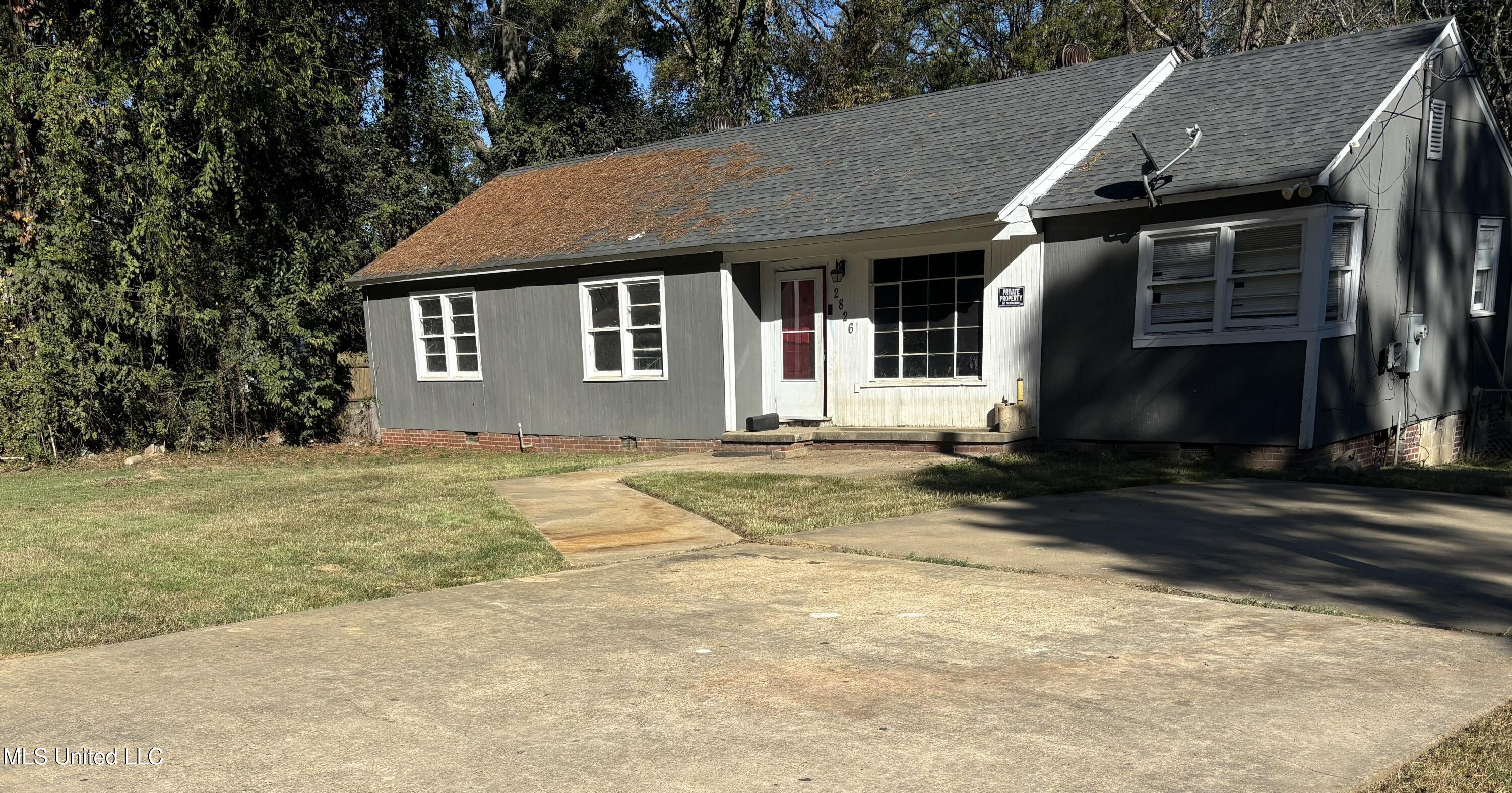 2826 Donaldson Drive Property Photo 1