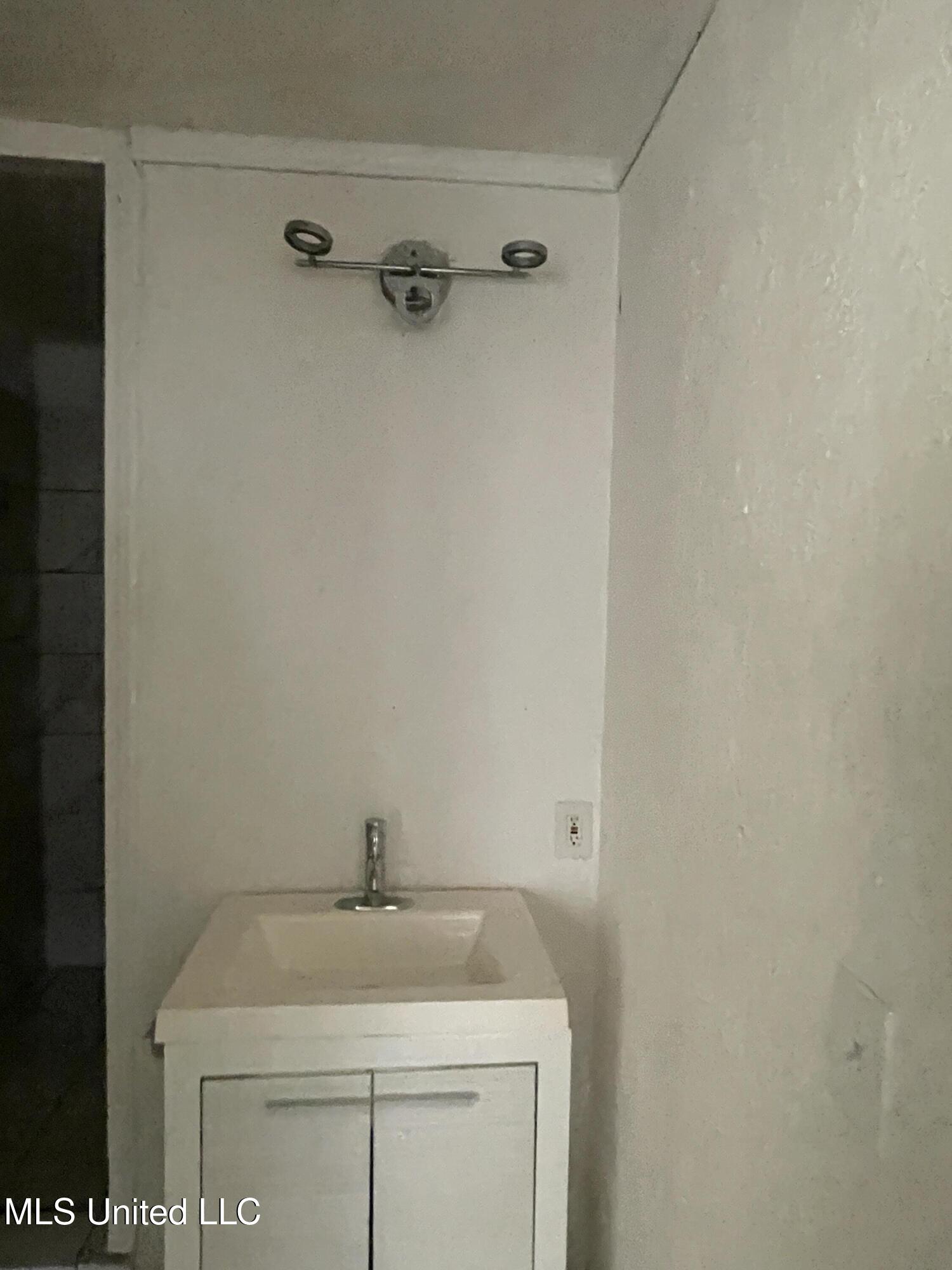 2826 Donaldson Drive Property Photo 19