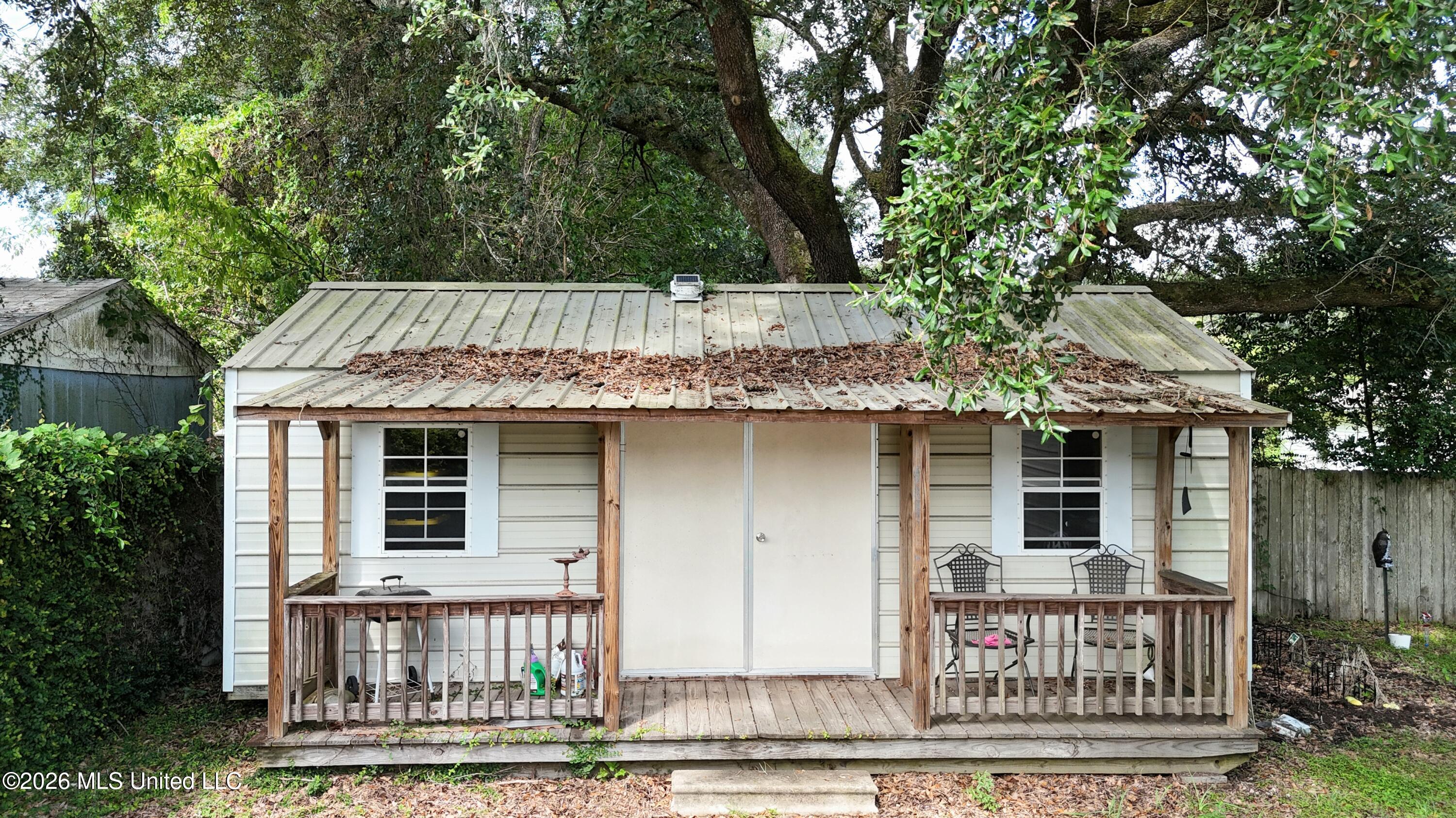 13011 Michael Street Property Photo 5