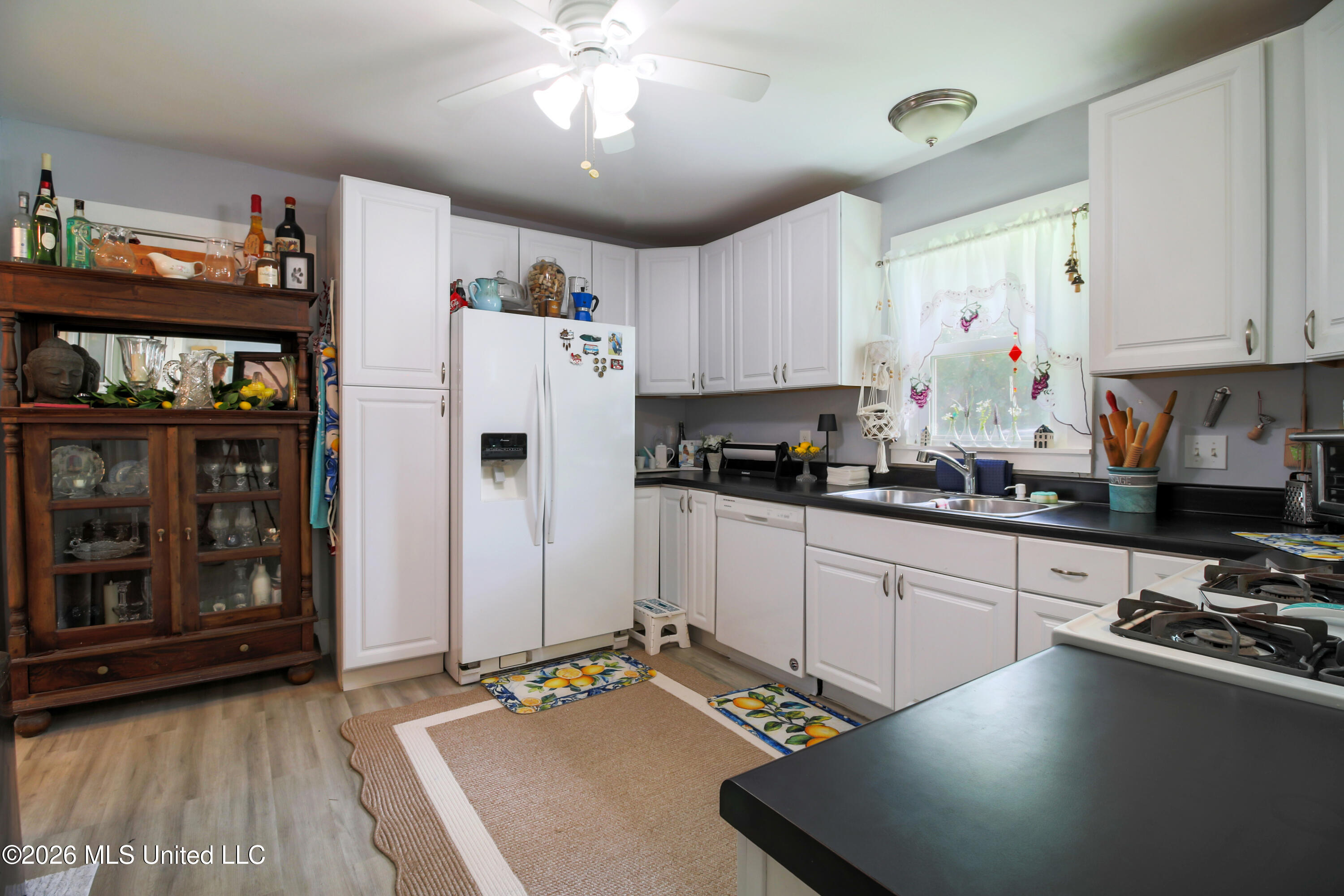 13011 Michael Street Property Photo 12