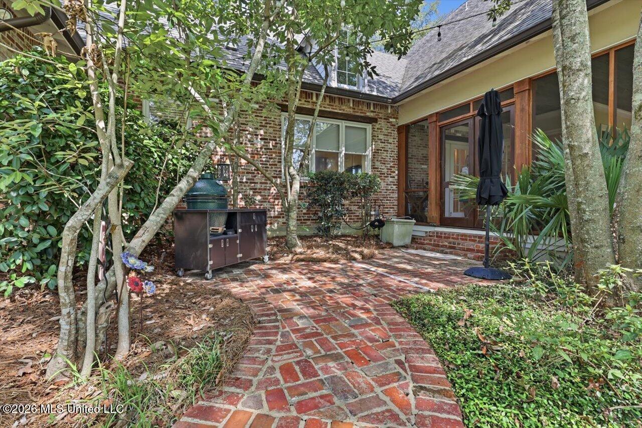 1118 Annandale Drive Property Photo 22