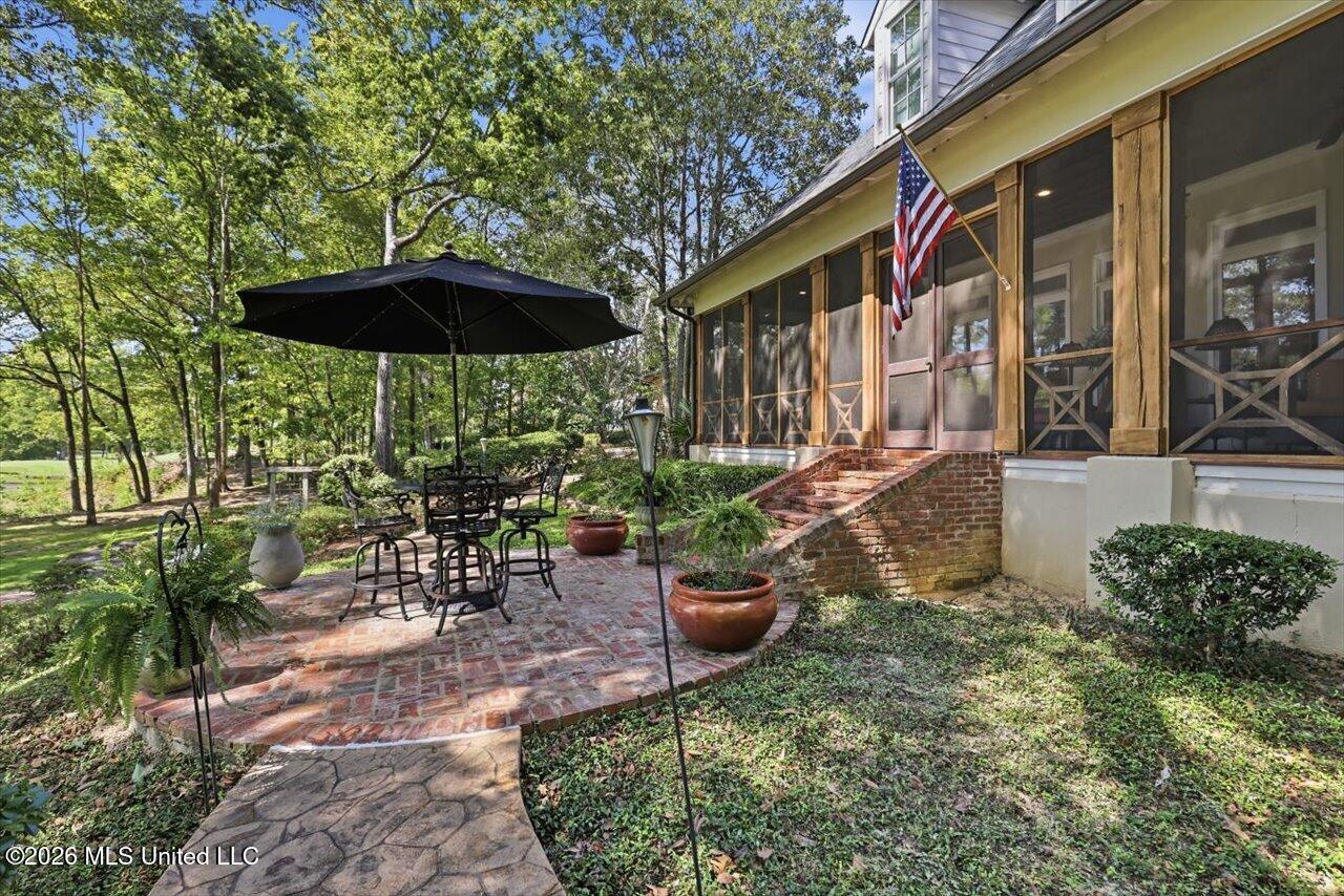 1118 Annandale Drive Property Photo 56