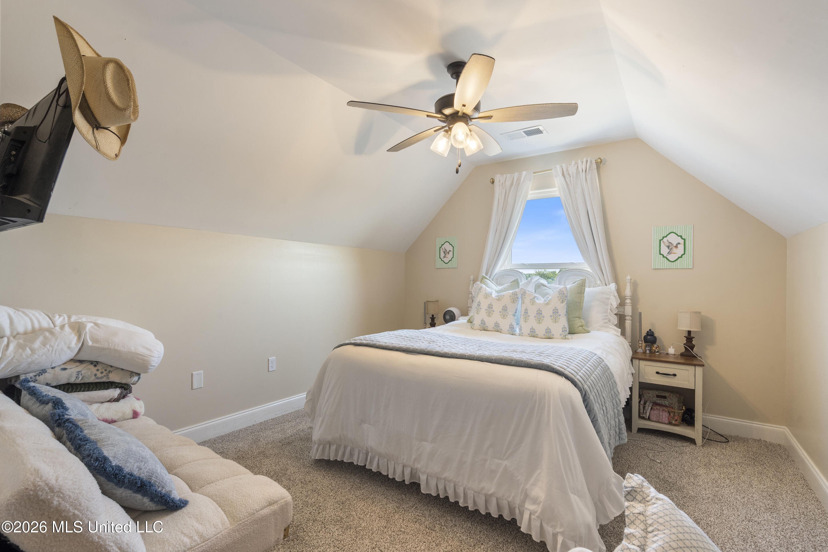 2112 Laughter Road Property Photo 23