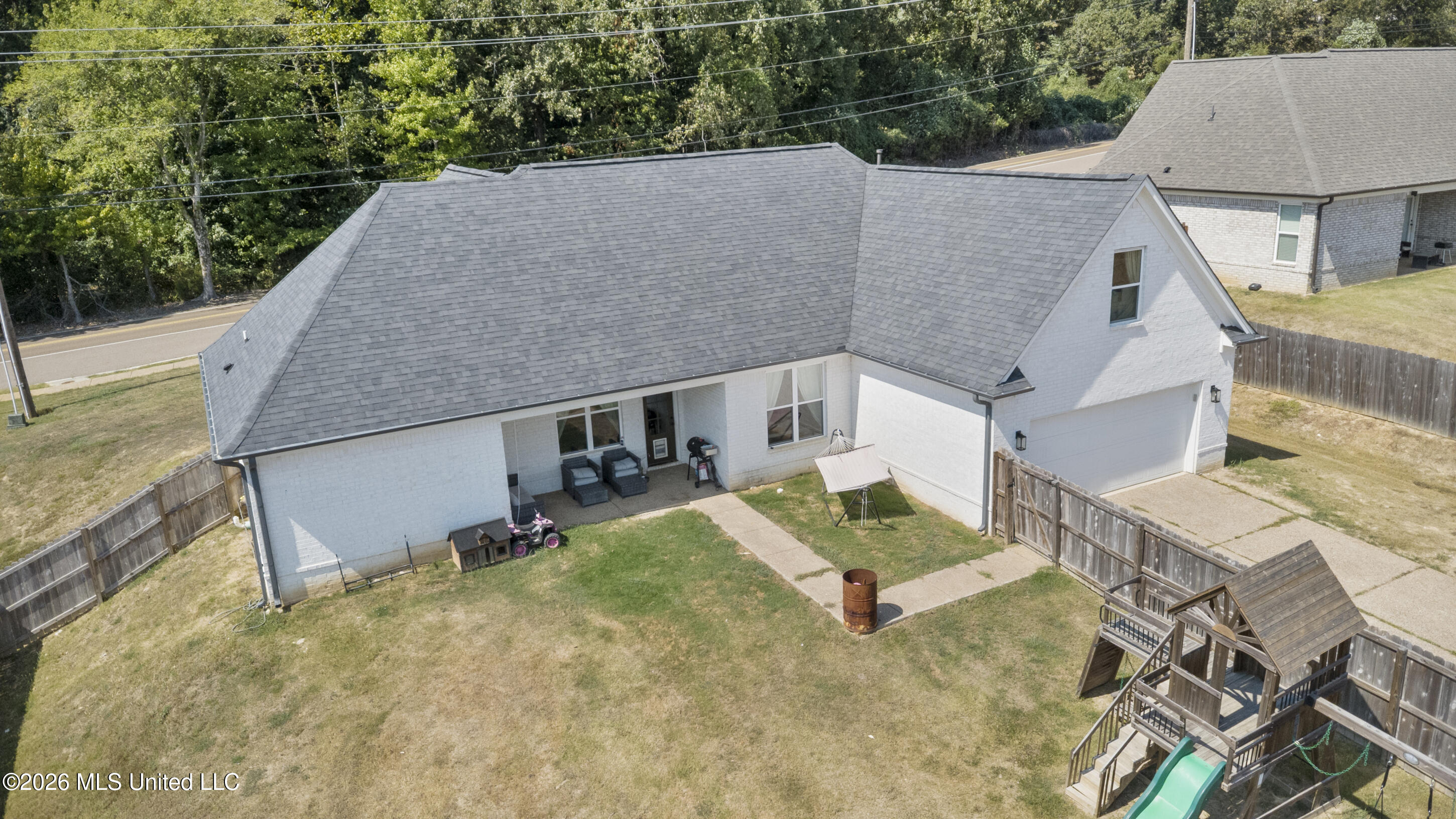2112 Laughter Road Property Photo 31