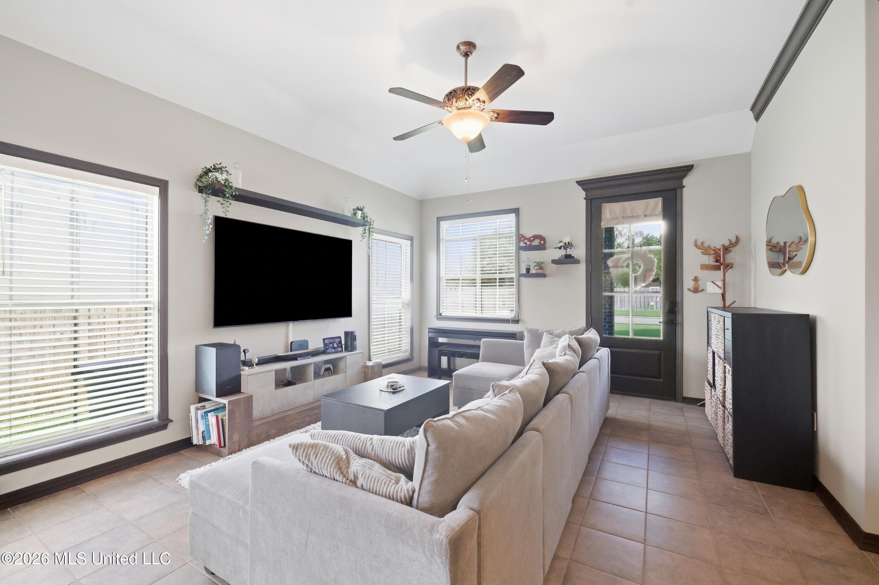 13079 Oakberry Lane Property Photo 8