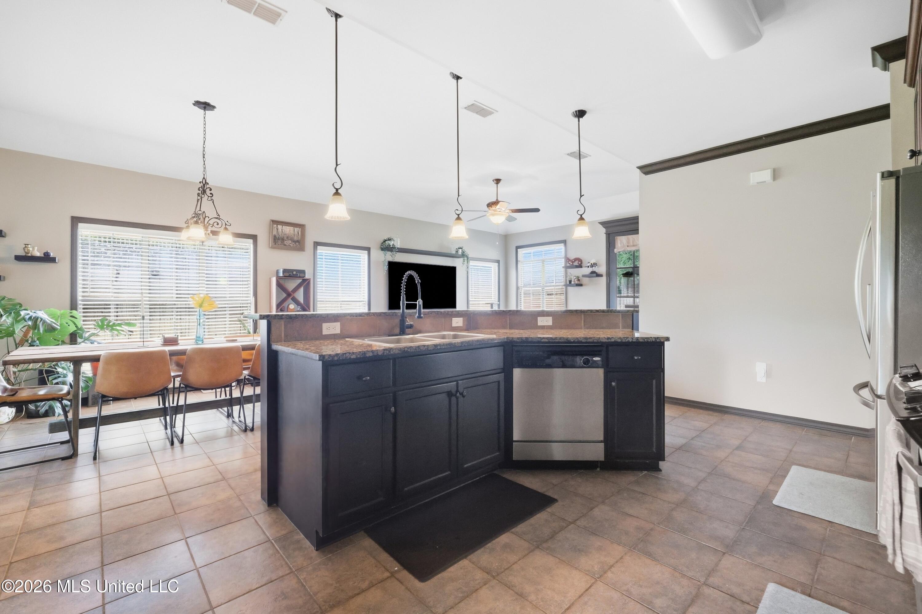13079 Oakberry Lane Property Photo 16