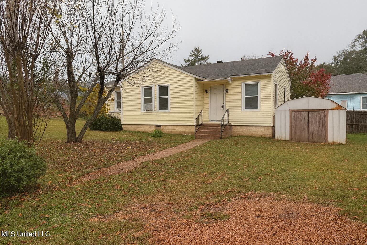 101 Shadyside Street Property Photo 1