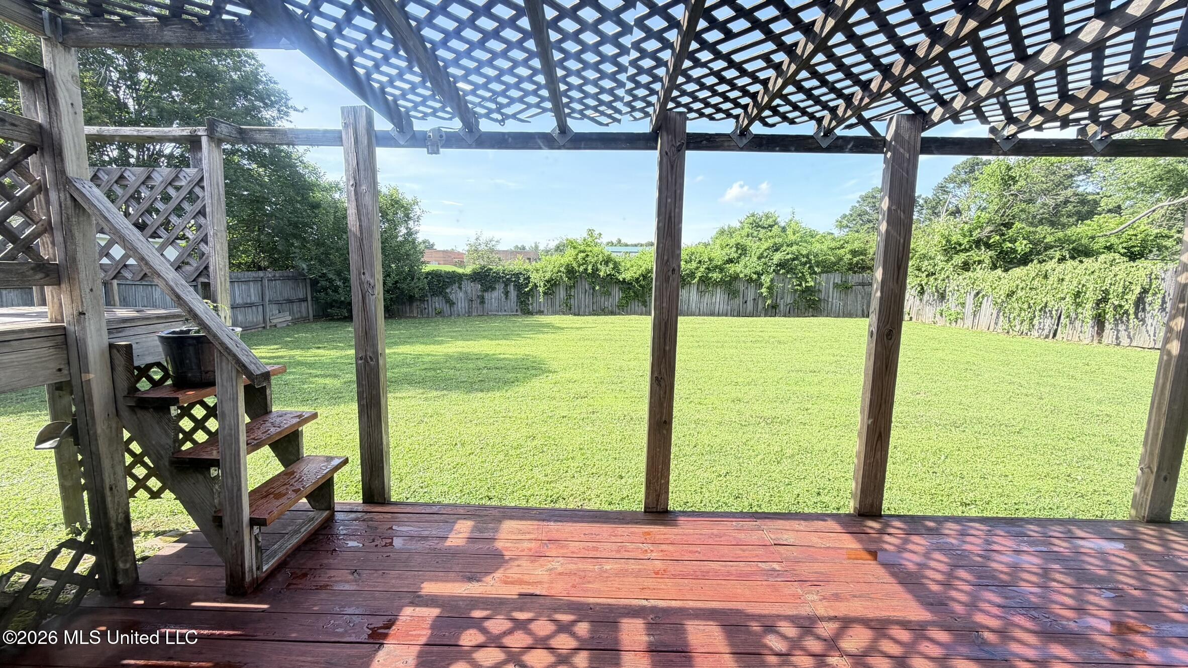 1880 Custer Drive Property Photo 17