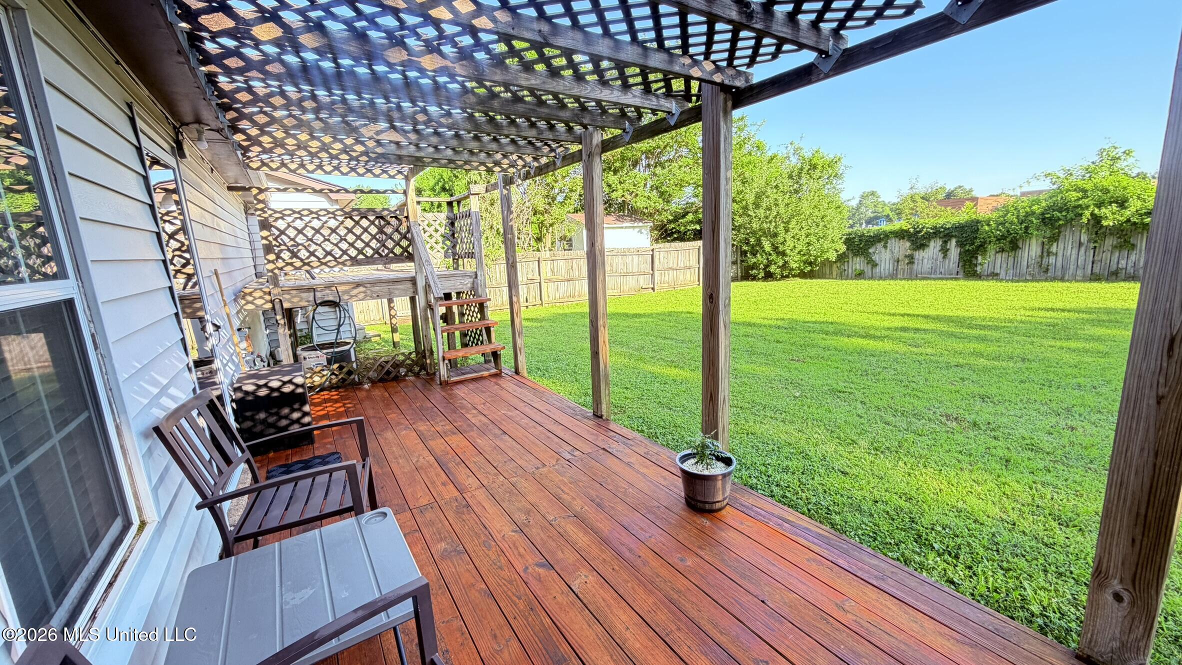 1880 Custer Drive Property Photo 18